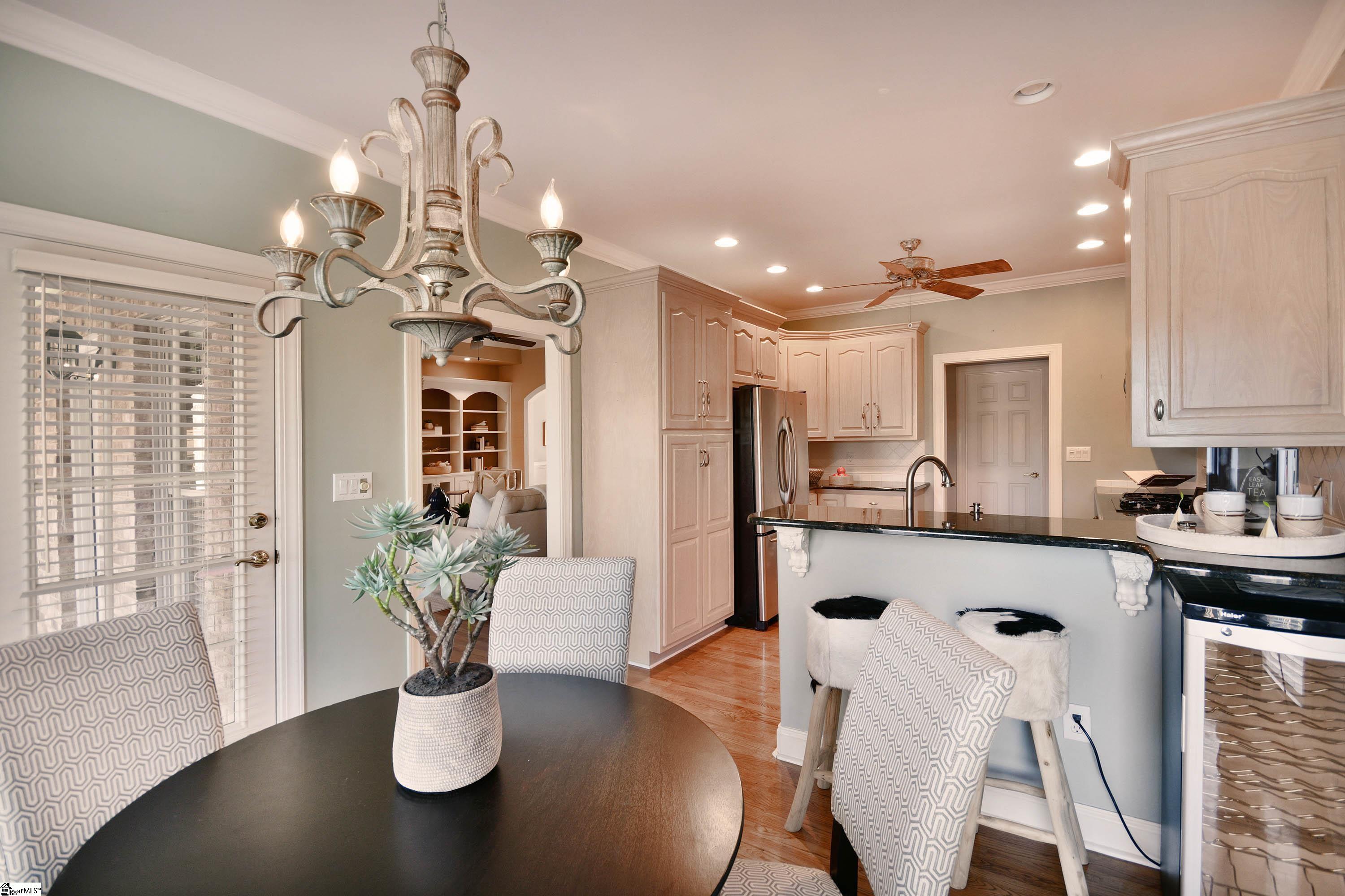 6 Lake Como Court Property Photo 43