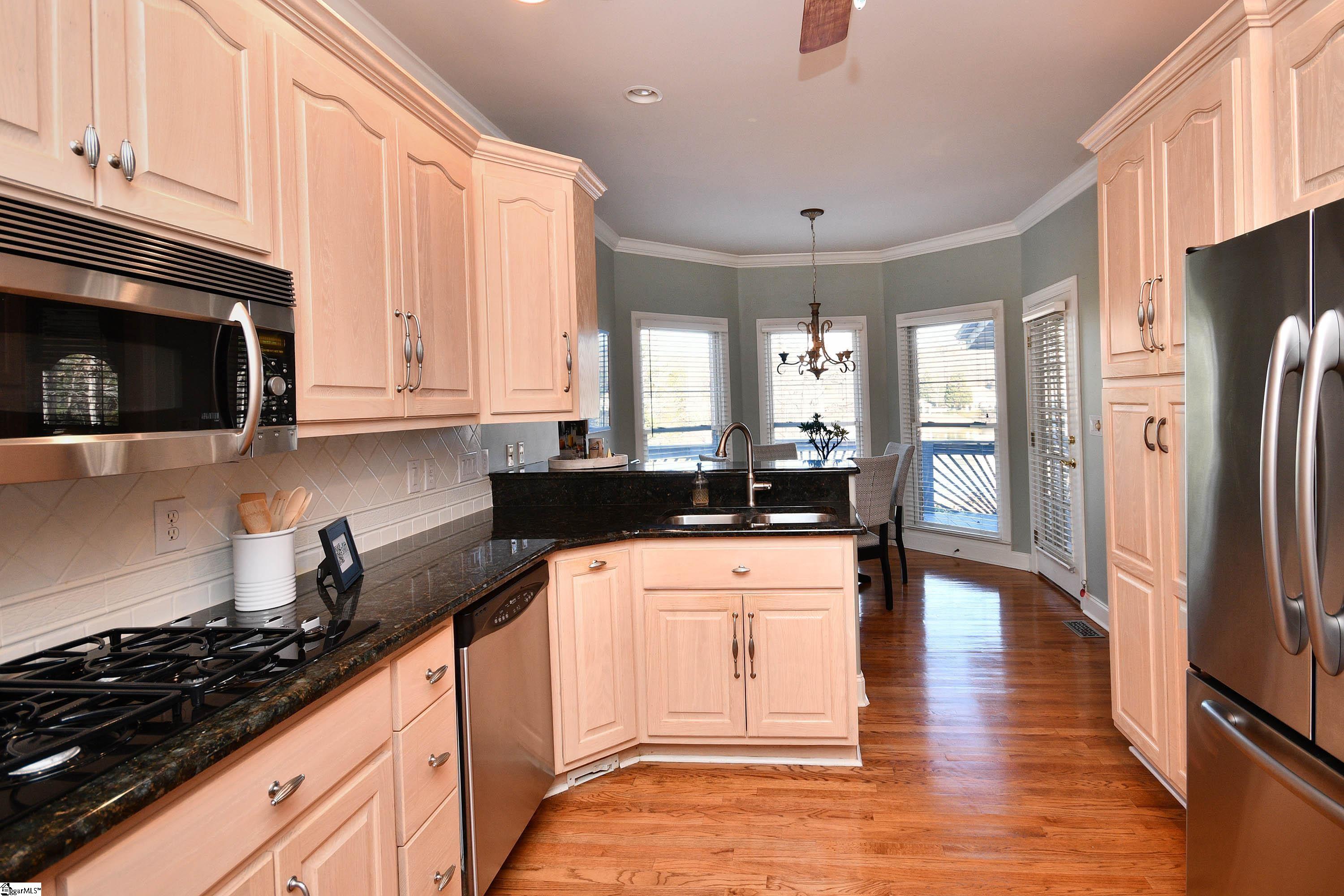 6 Lake Como Court Property Photo 44