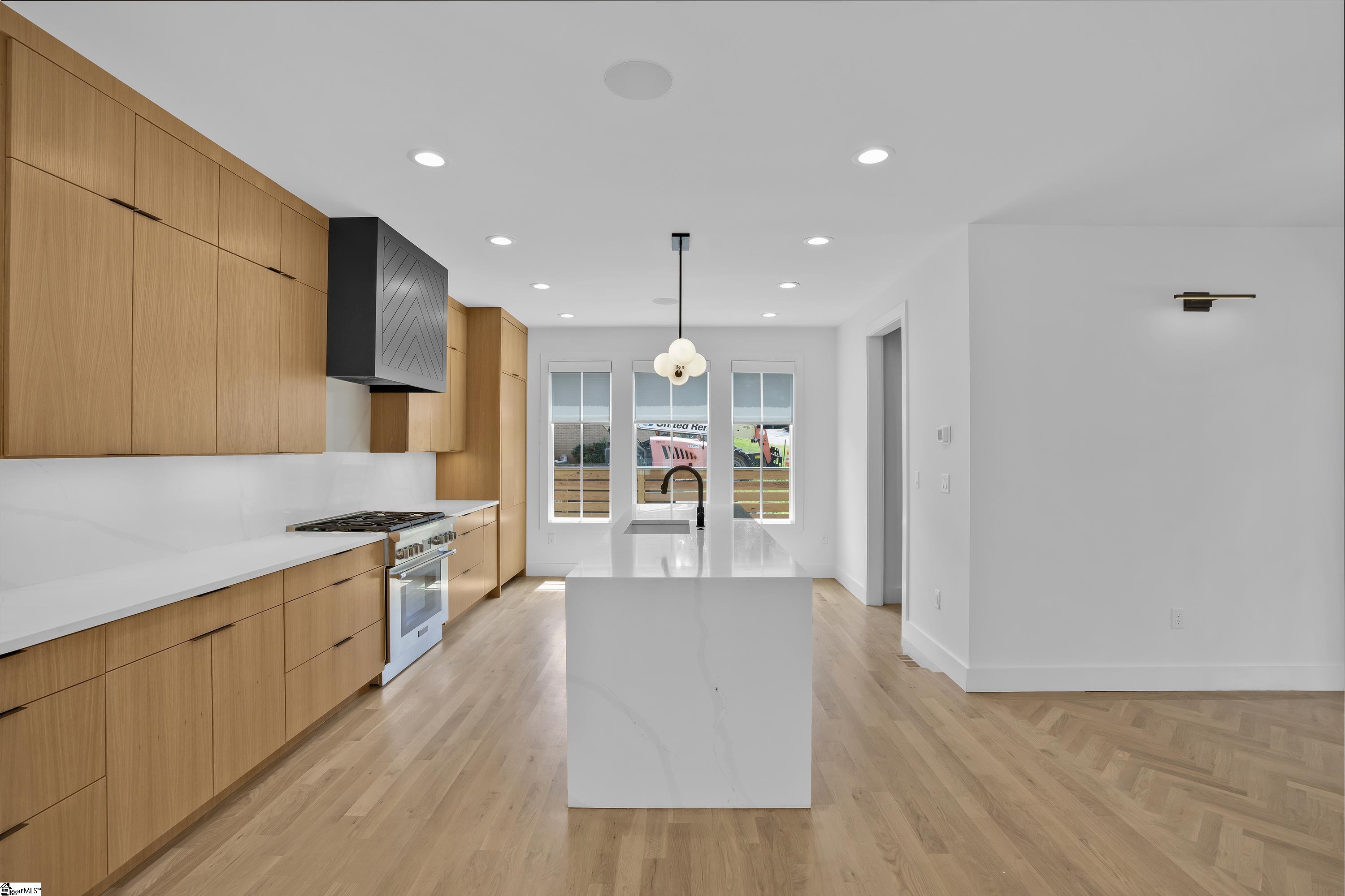 15 Park Edge Court Property Photo 6