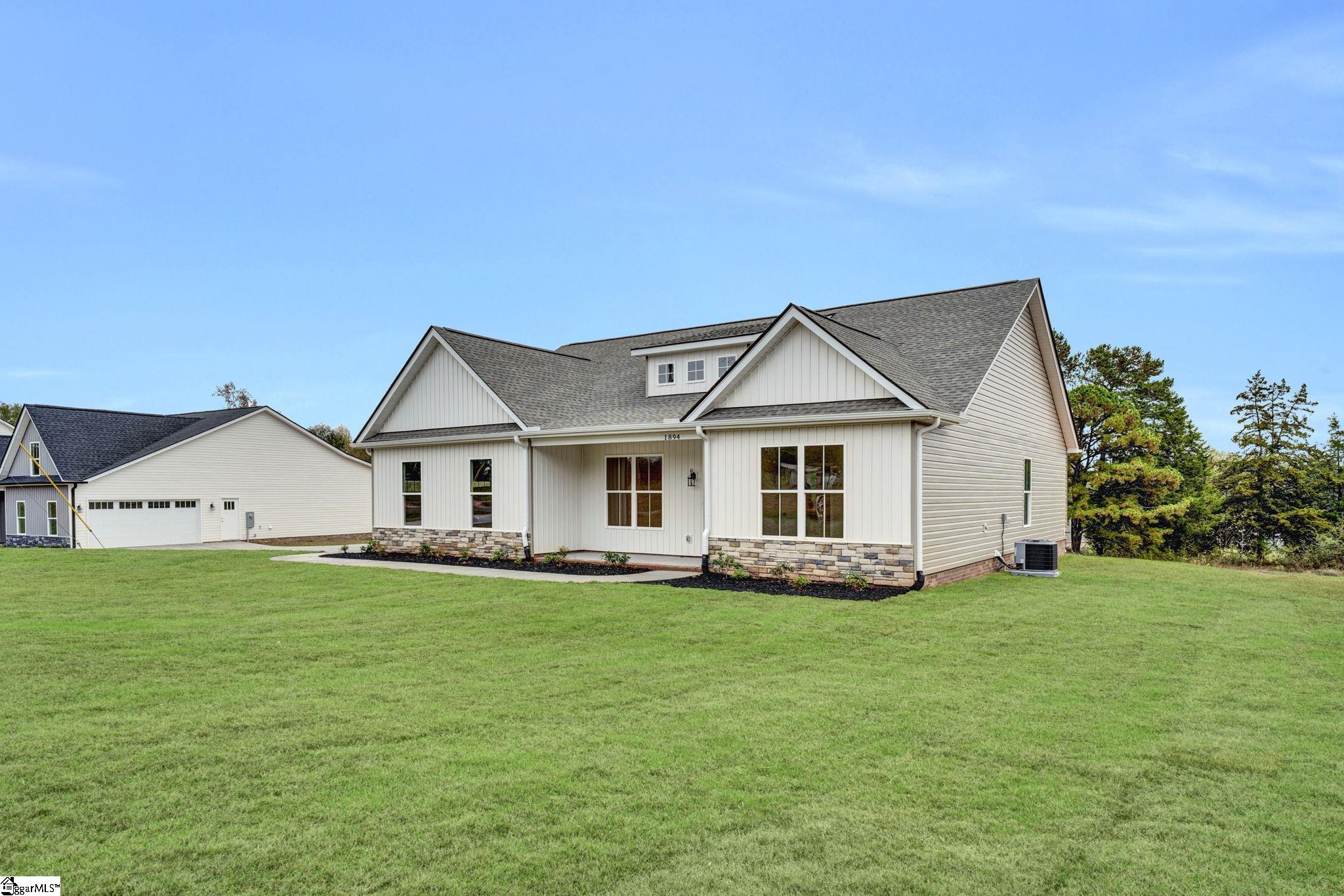 1894 Friendship Church Road Property Photo 2