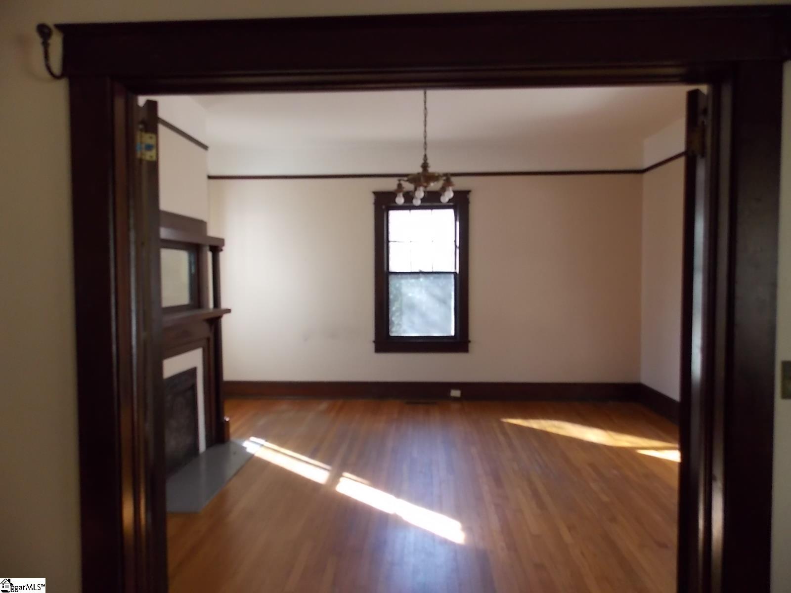 906 E Greenville Street Property Photo 13