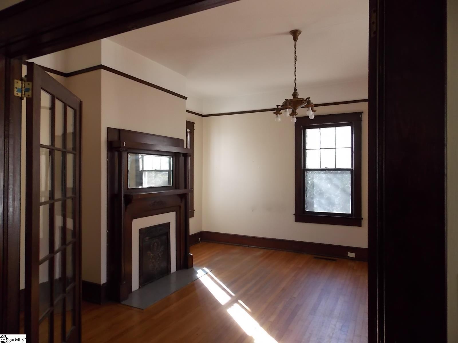 906 E Greenville Street Property Photo 15