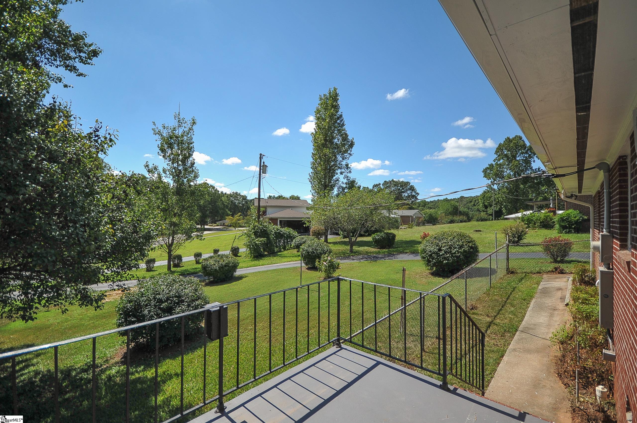 606 N Catherine Street Property Photo 25