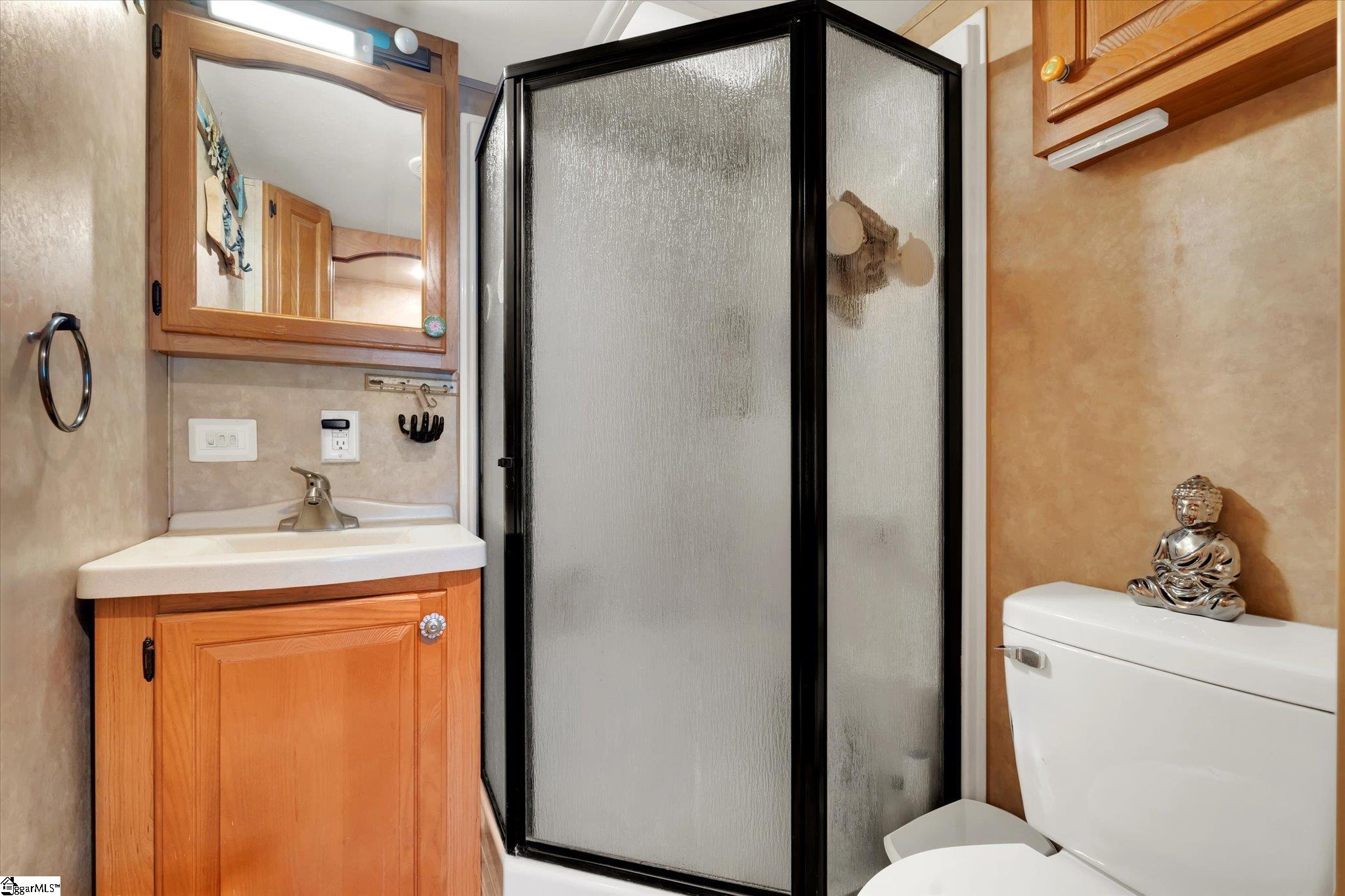 522 Loop Circle Property Photo 14