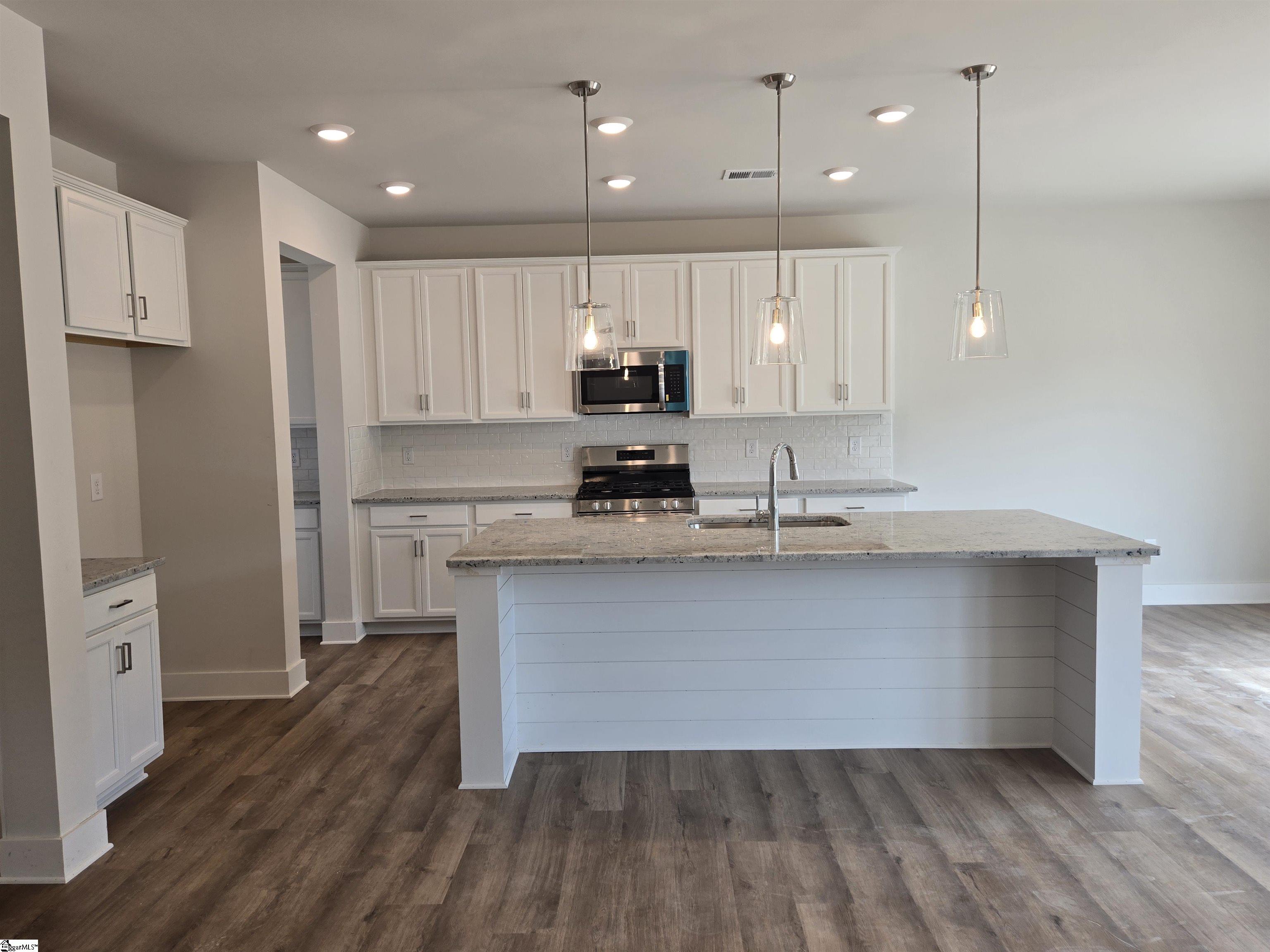 365 Alyssa Landing Drive Property Photo 2