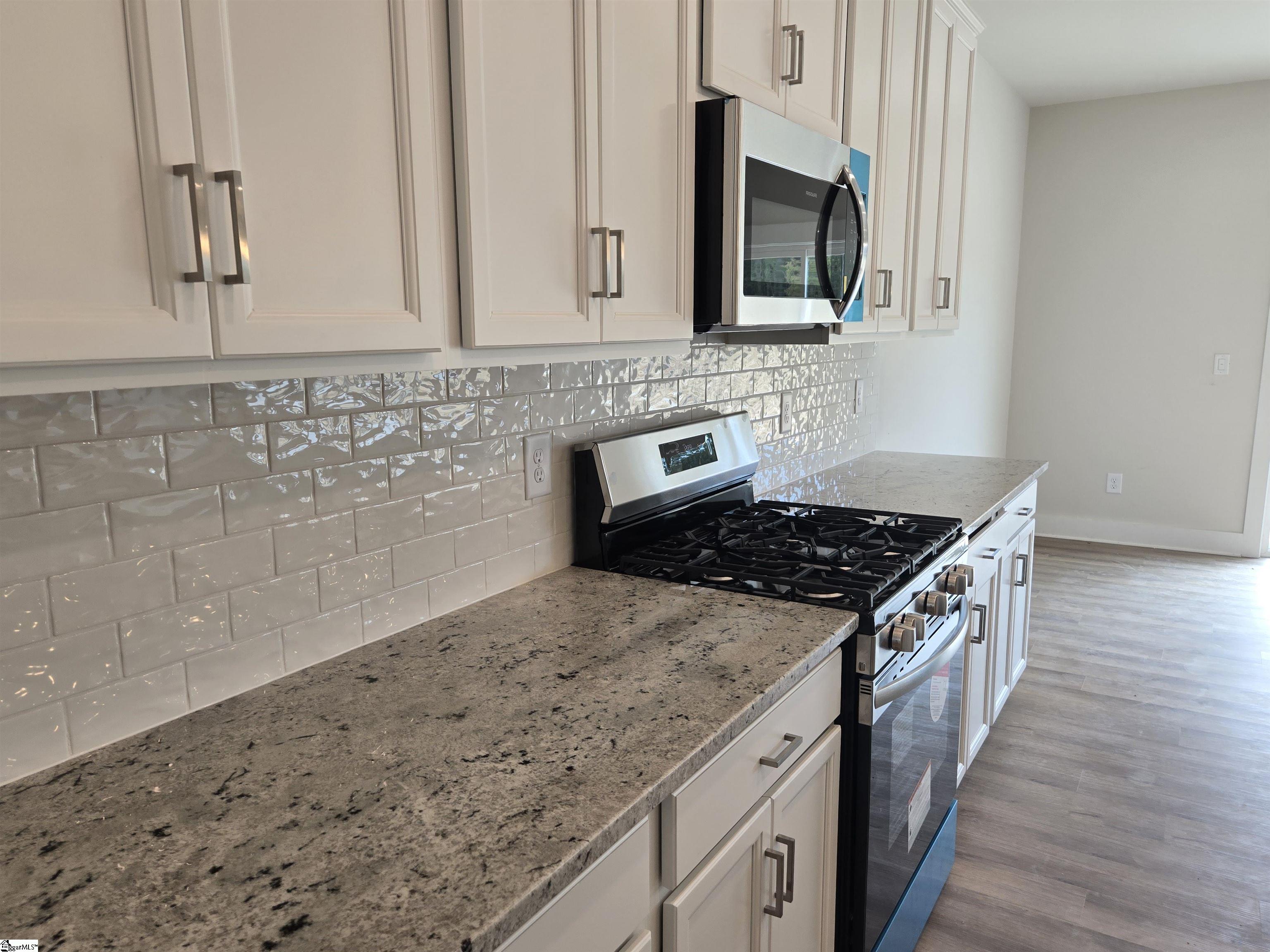 365 Alyssa Landing Drive Property Photo 4