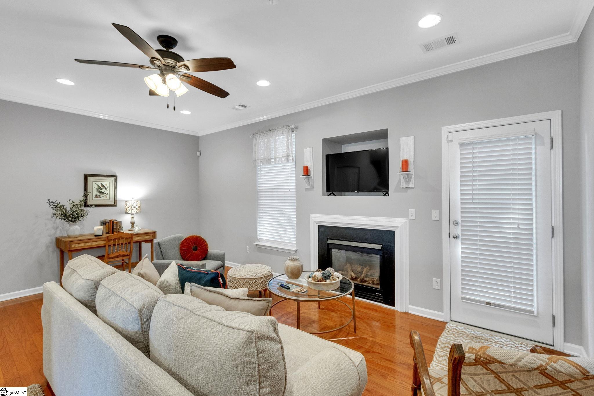 115 Bumble Circle Property Photo 5