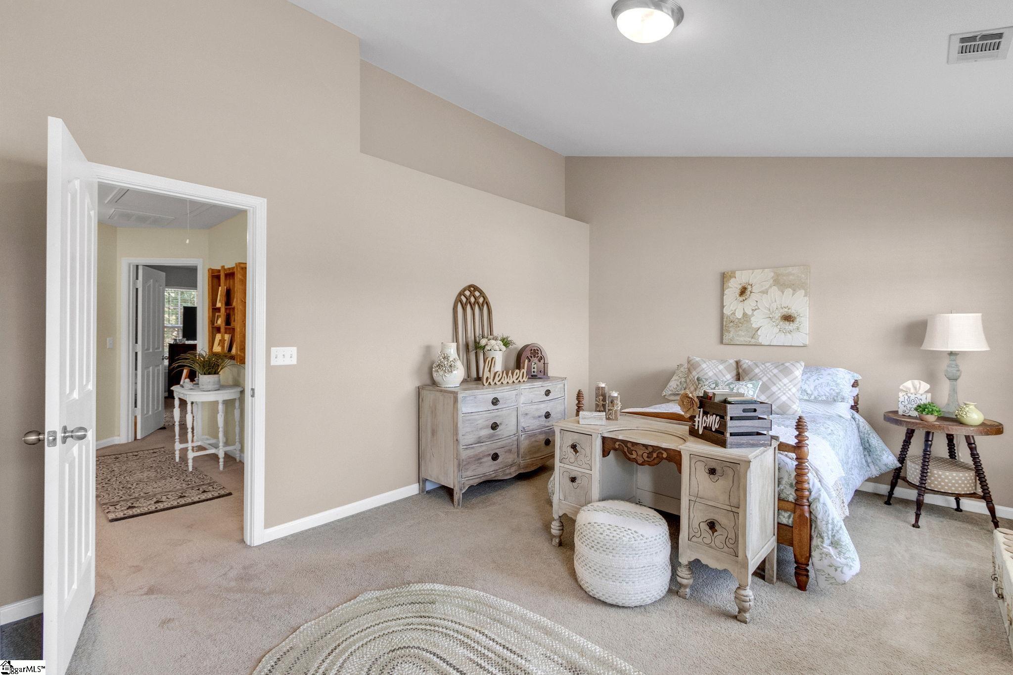 115 Bumble Circle Property Photo 21