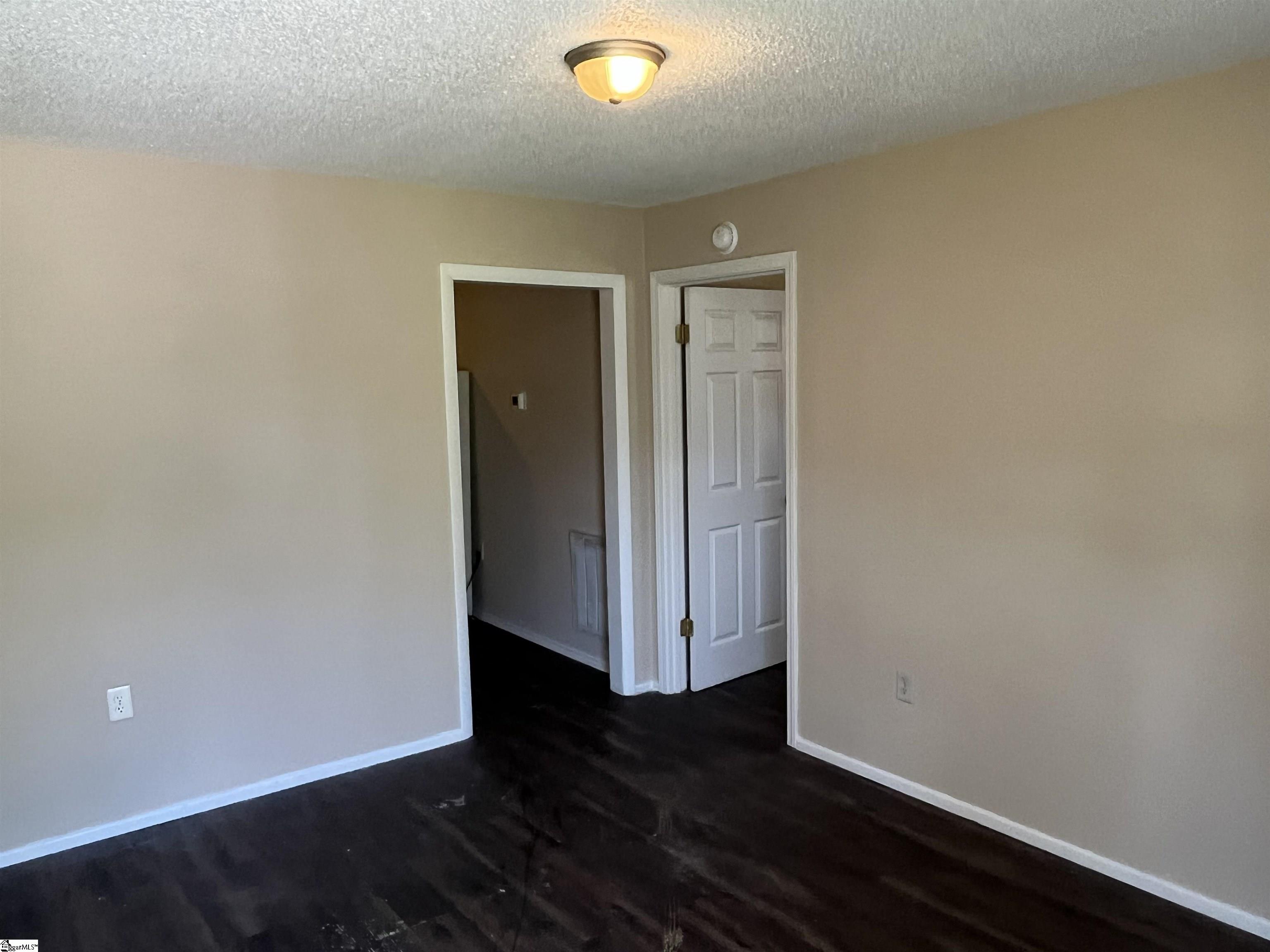 1218 White Street Property Photo 5