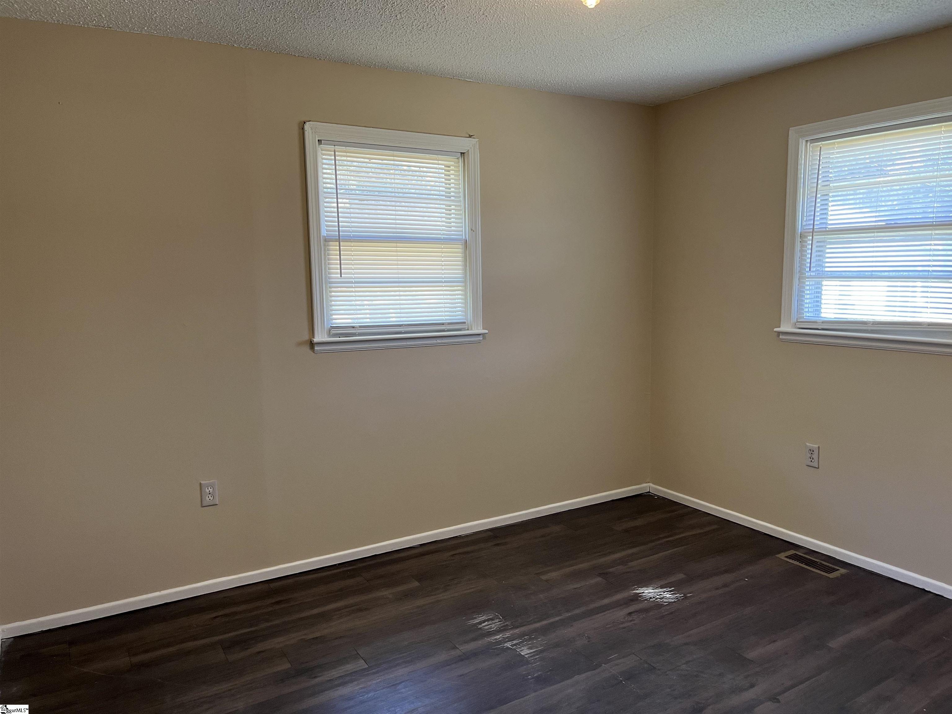 1218 White Street Property Photo 7