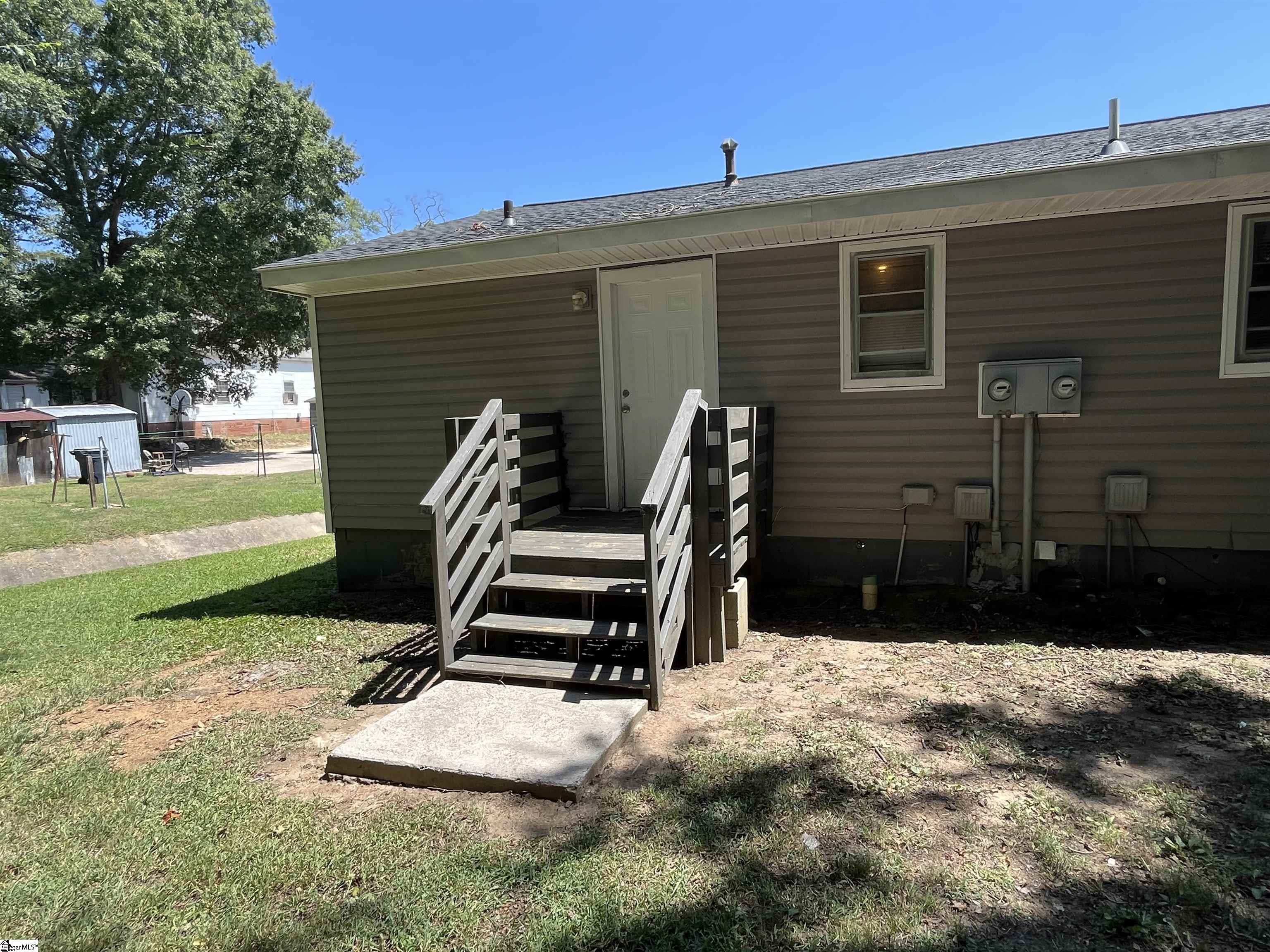 1218 White Street Property Photo 15