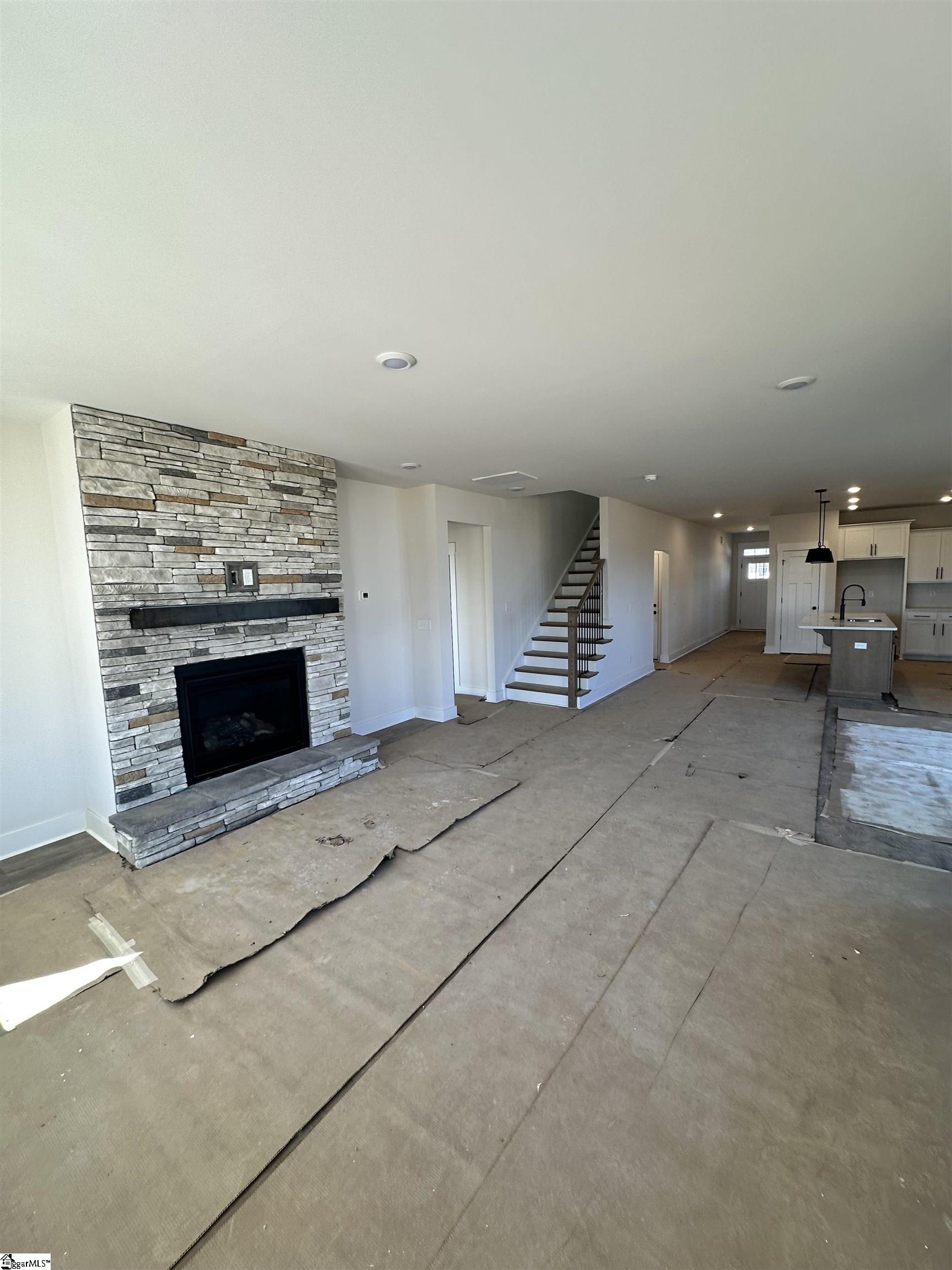 13029 Black Walnut Way Property Photo 5