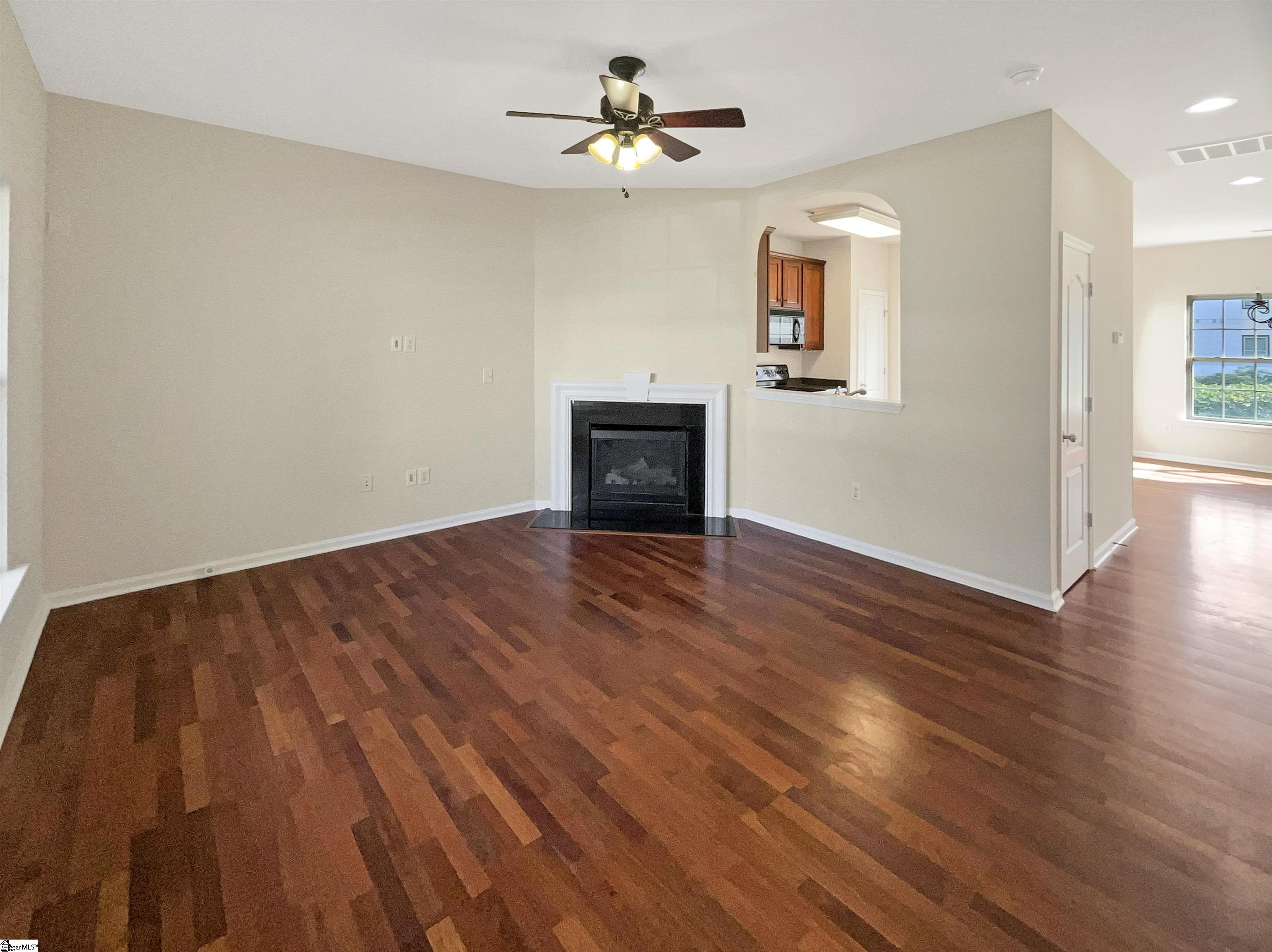 504 Wesberry Circle Property Photo 3