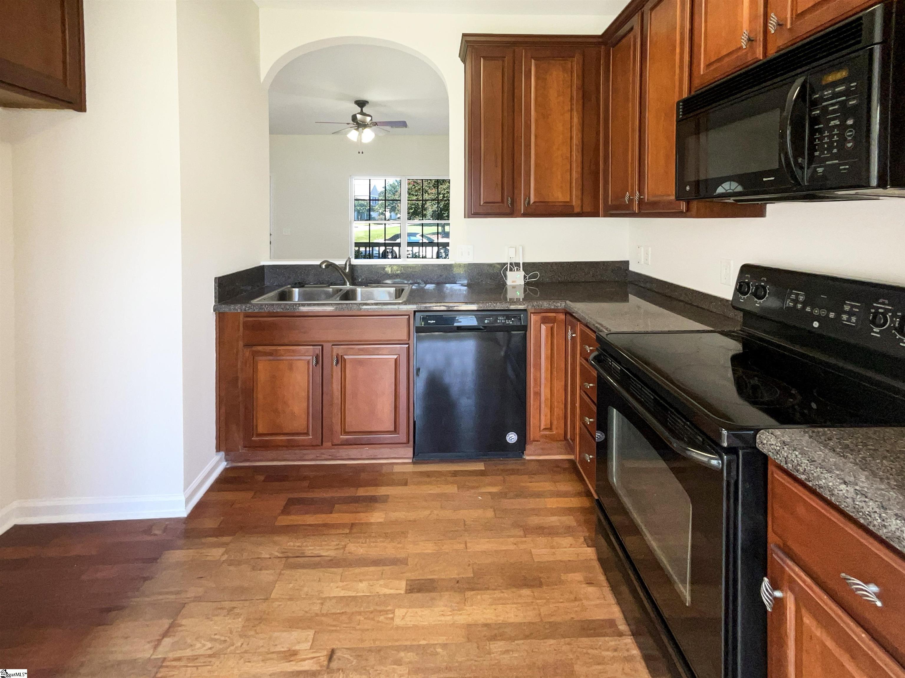 504 Wesberry Circle Property Photo 6