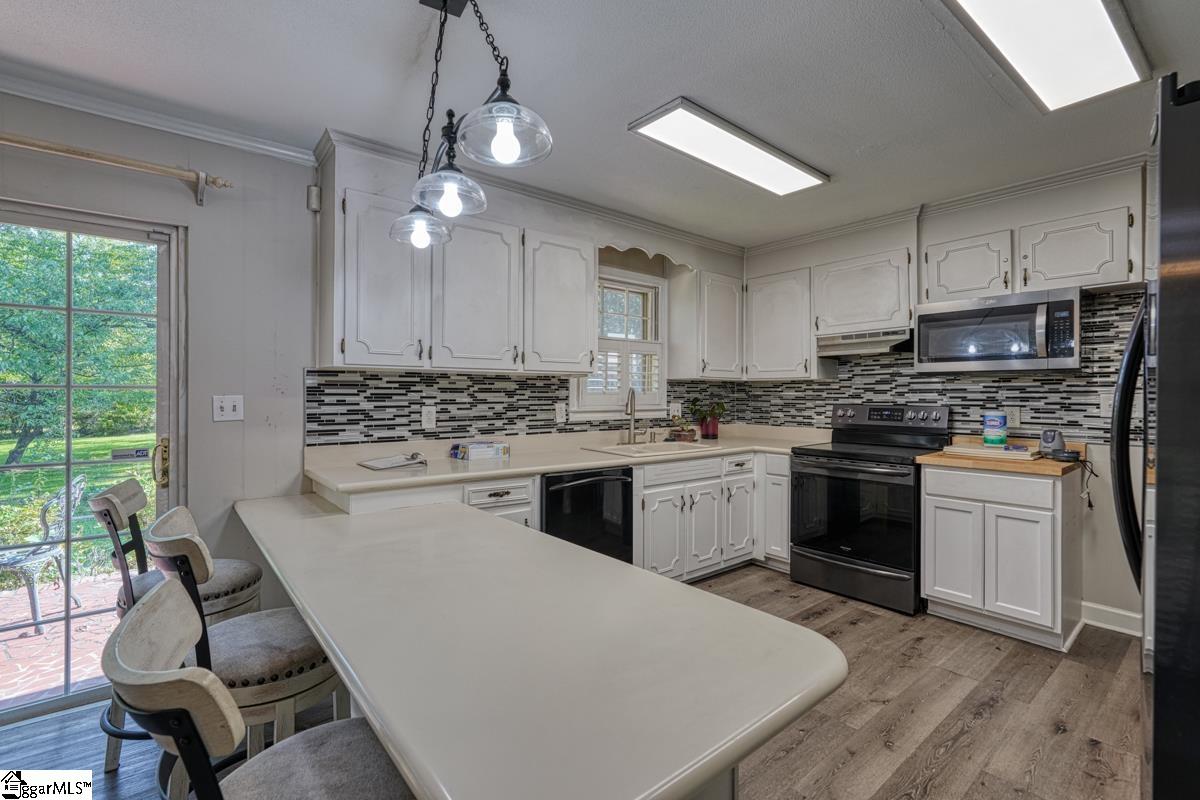 3 Fairlane Drive Property Photo 6