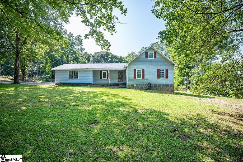 121 Sherman Court Property Photo 3
