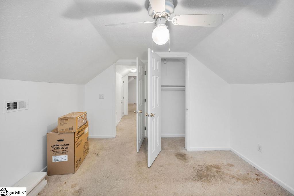 121 Sherman Court Property Photo 25