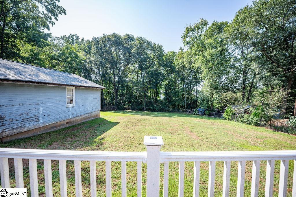 121 Sherman Court Property Photo 27