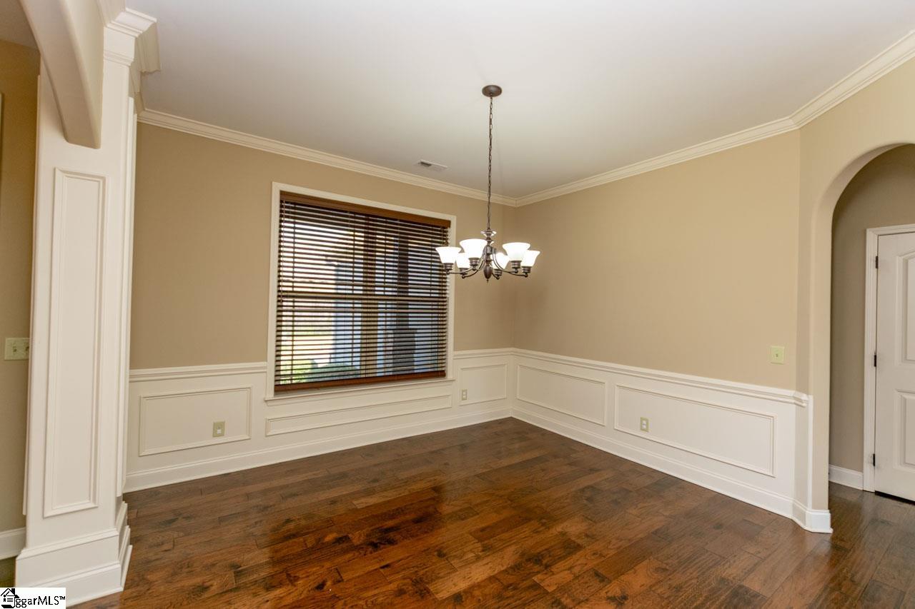 19 Rising Meadow Lane Property Photo 6