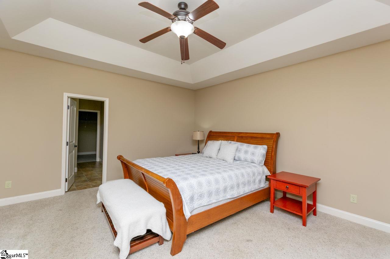 19 Rising Meadow Lane Property Photo 8