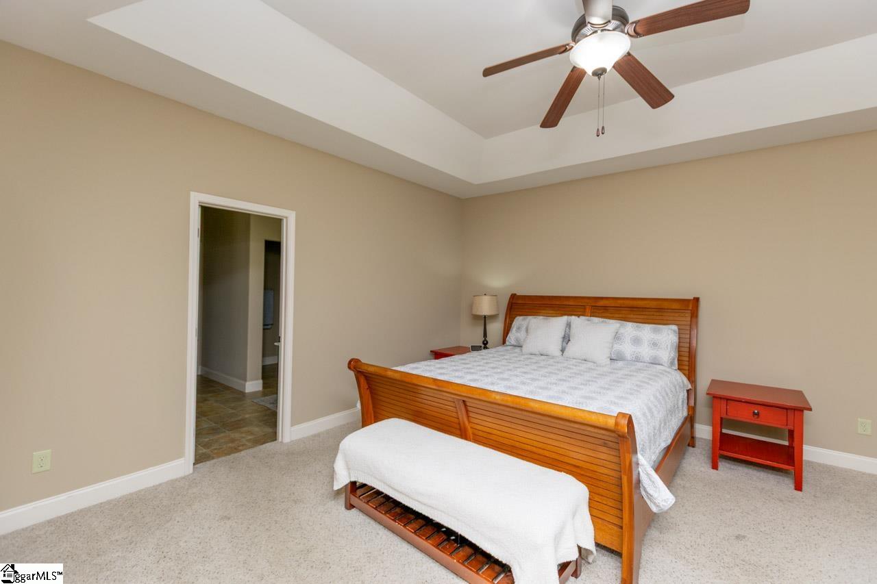 19 Rising Meadow Lane Property Photo 15