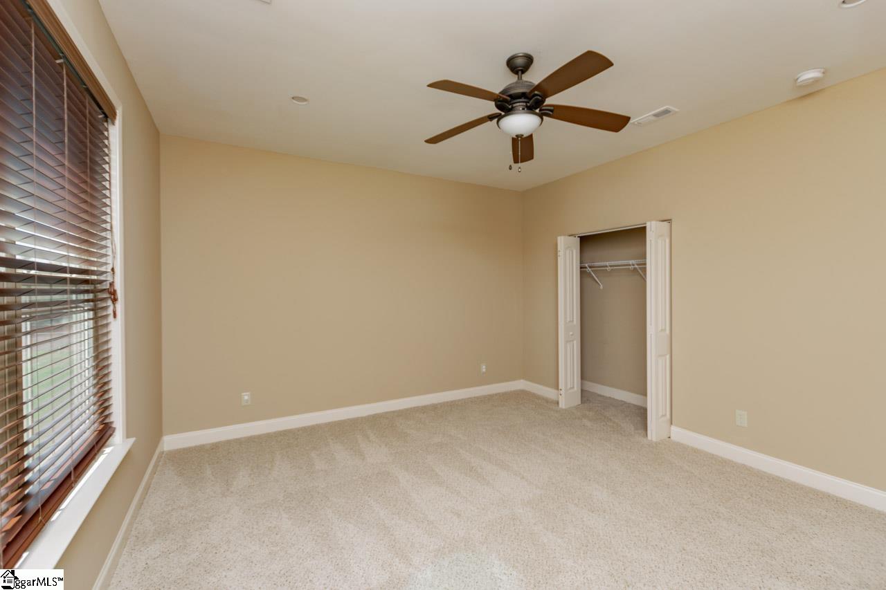 19 Rising Meadow Lane Property Photo 23