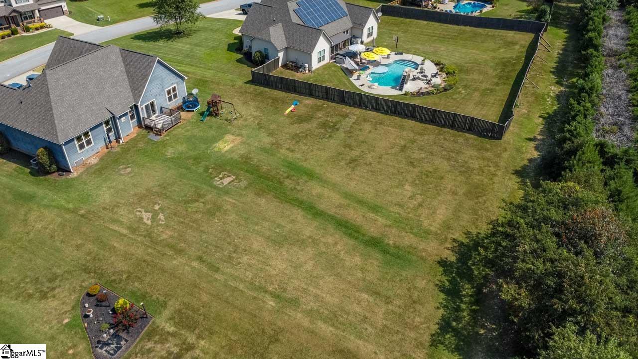 19 Rising Meadow Lane Property Photo 35