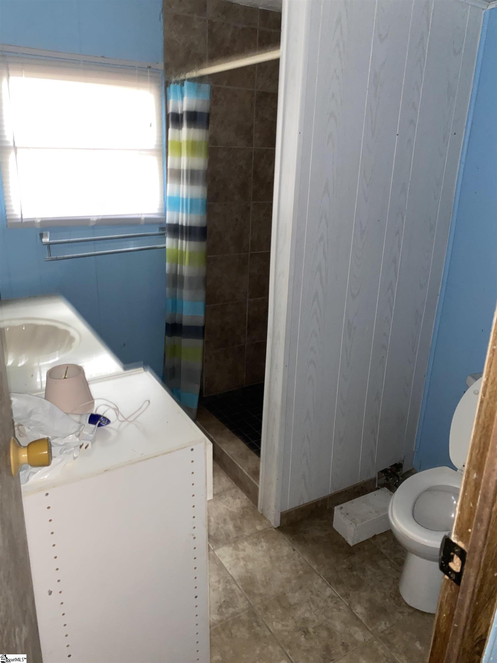 325 Lakewood Drive Property Photo 14