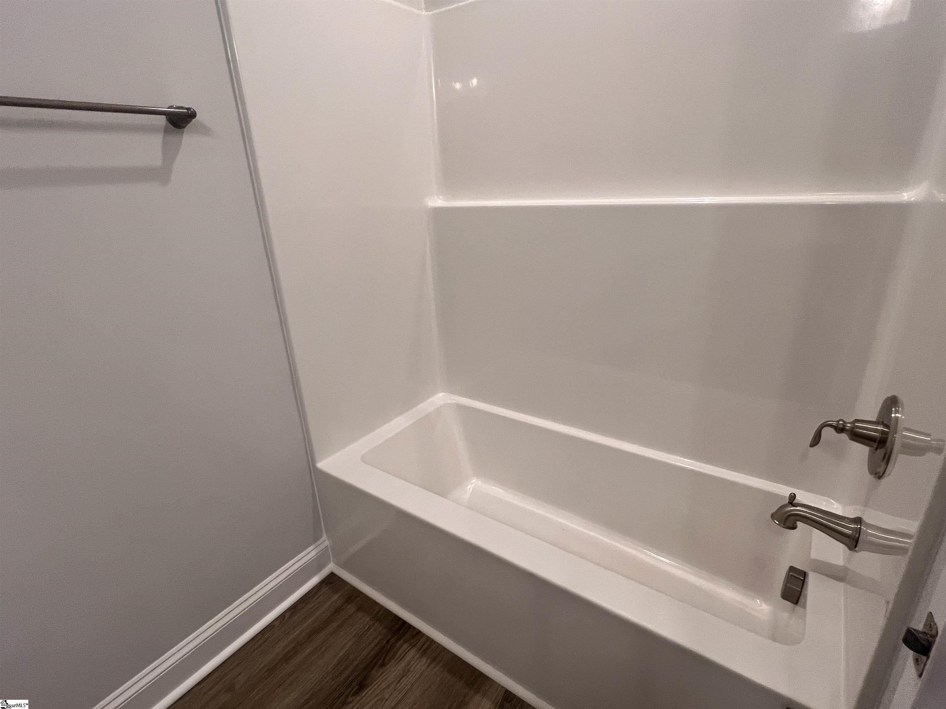 339 Cypress Hollow Trail Property Photo 20