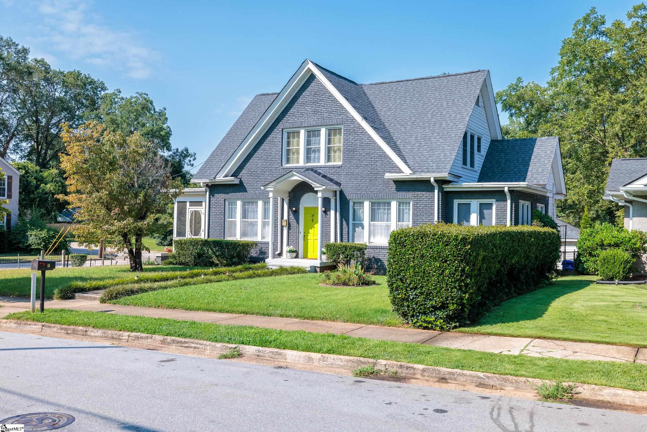 18 Elm Street Property Photo 2