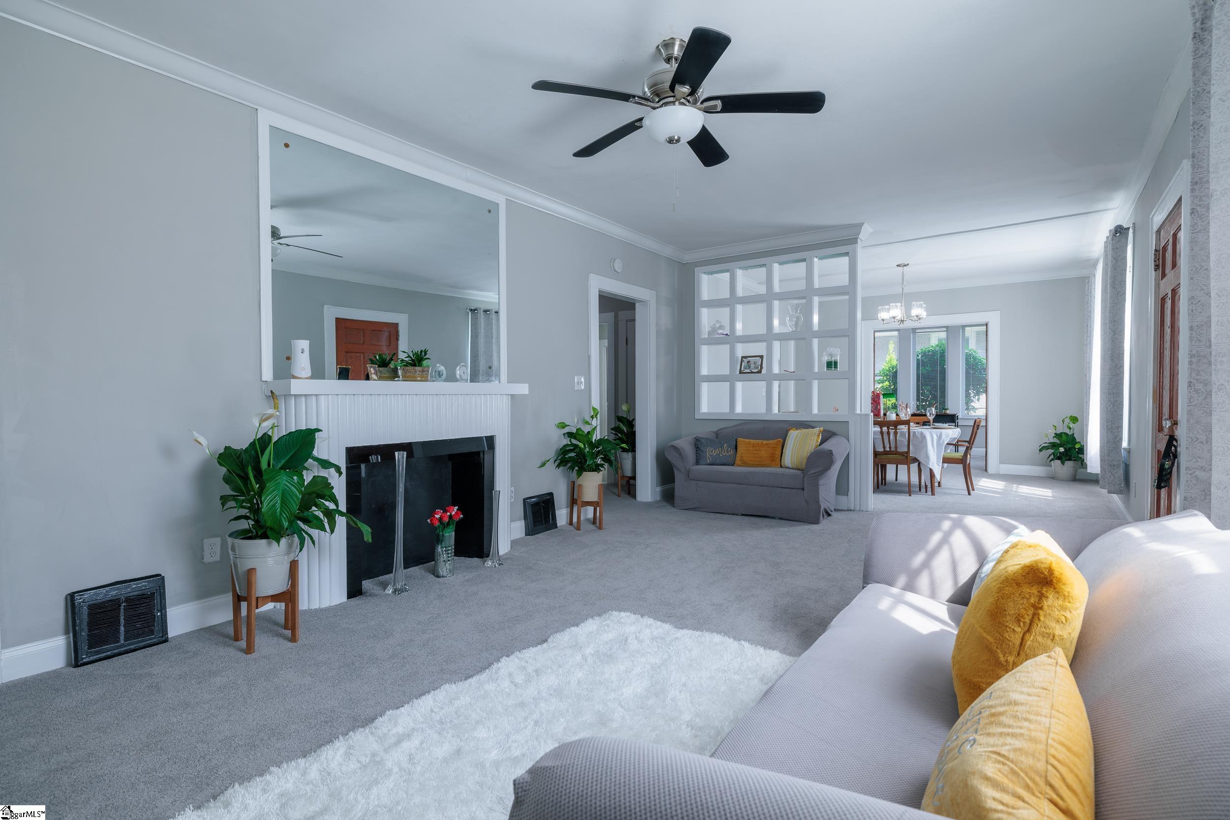 18 Elm Street Property Photo 4