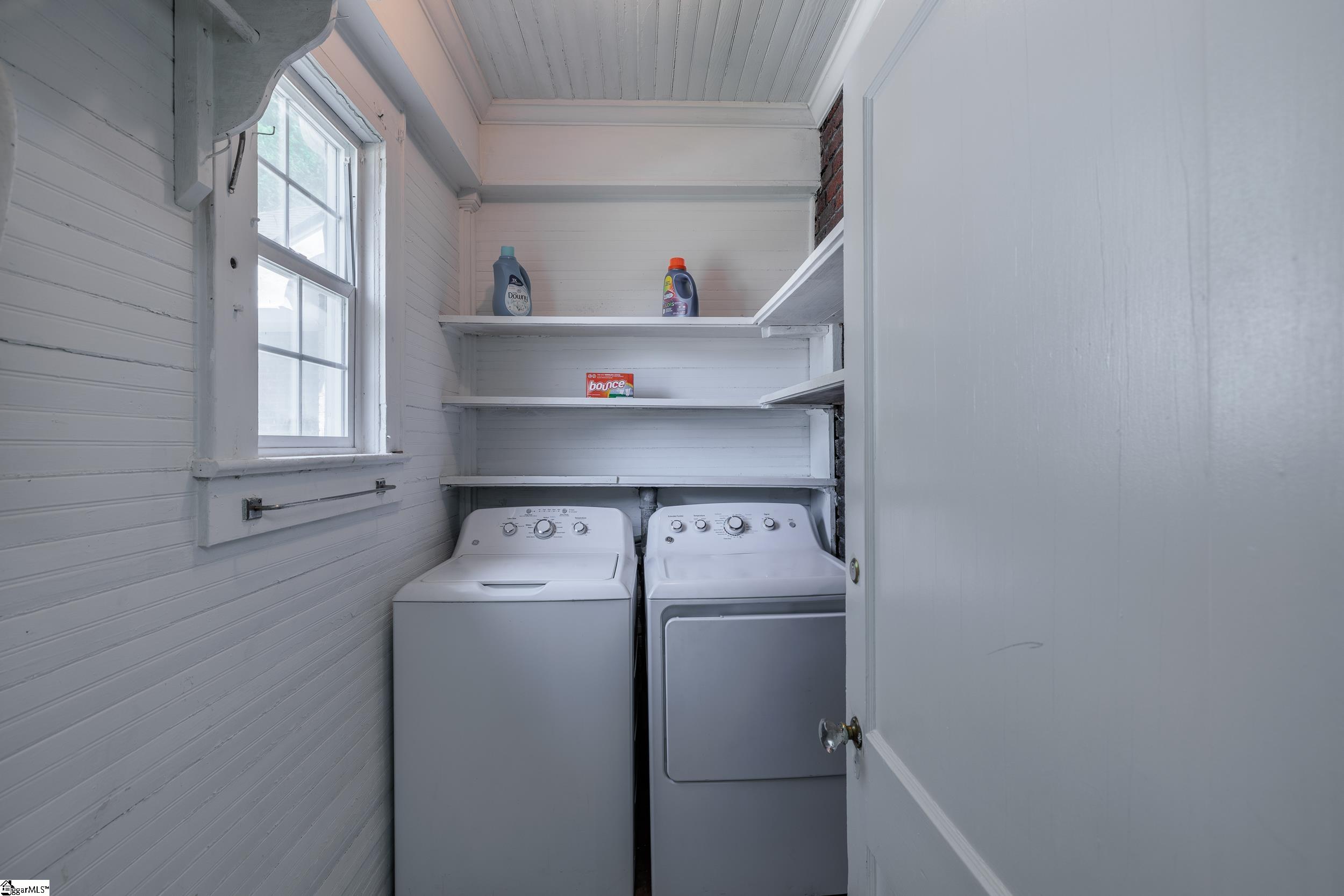 18 Elm Street Property Photo 10