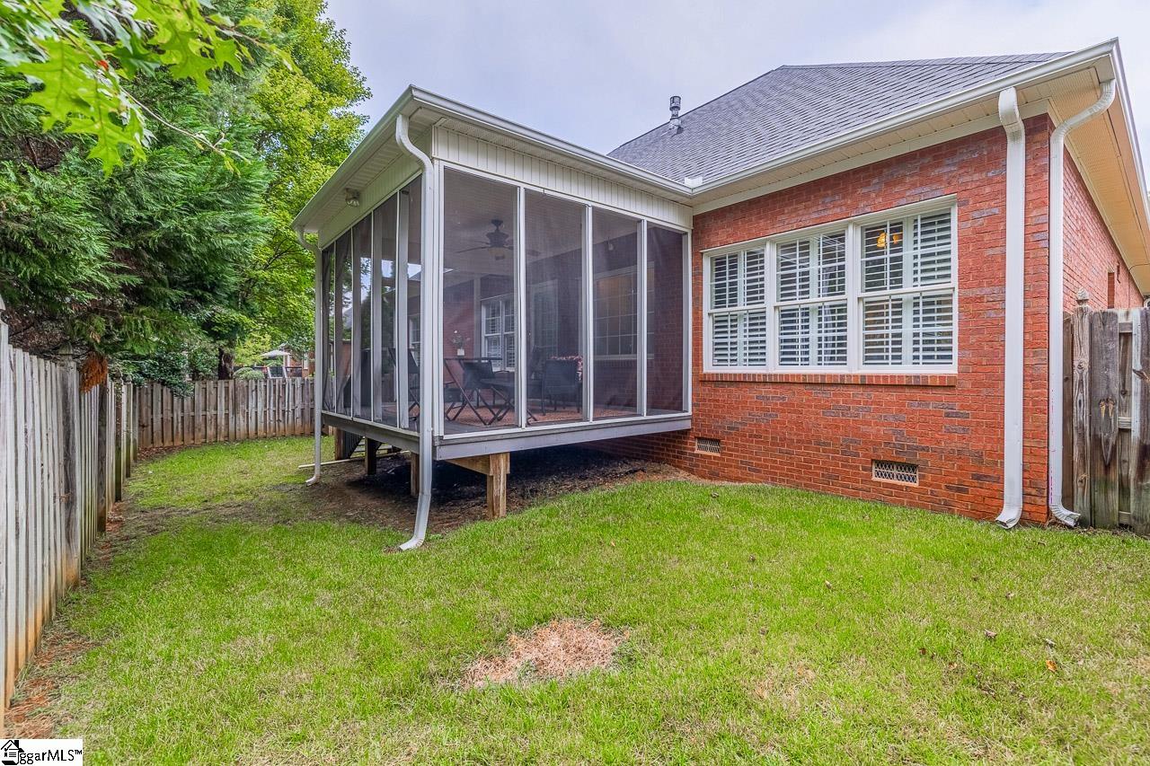 656 Amesbury Lane Property Photo 41