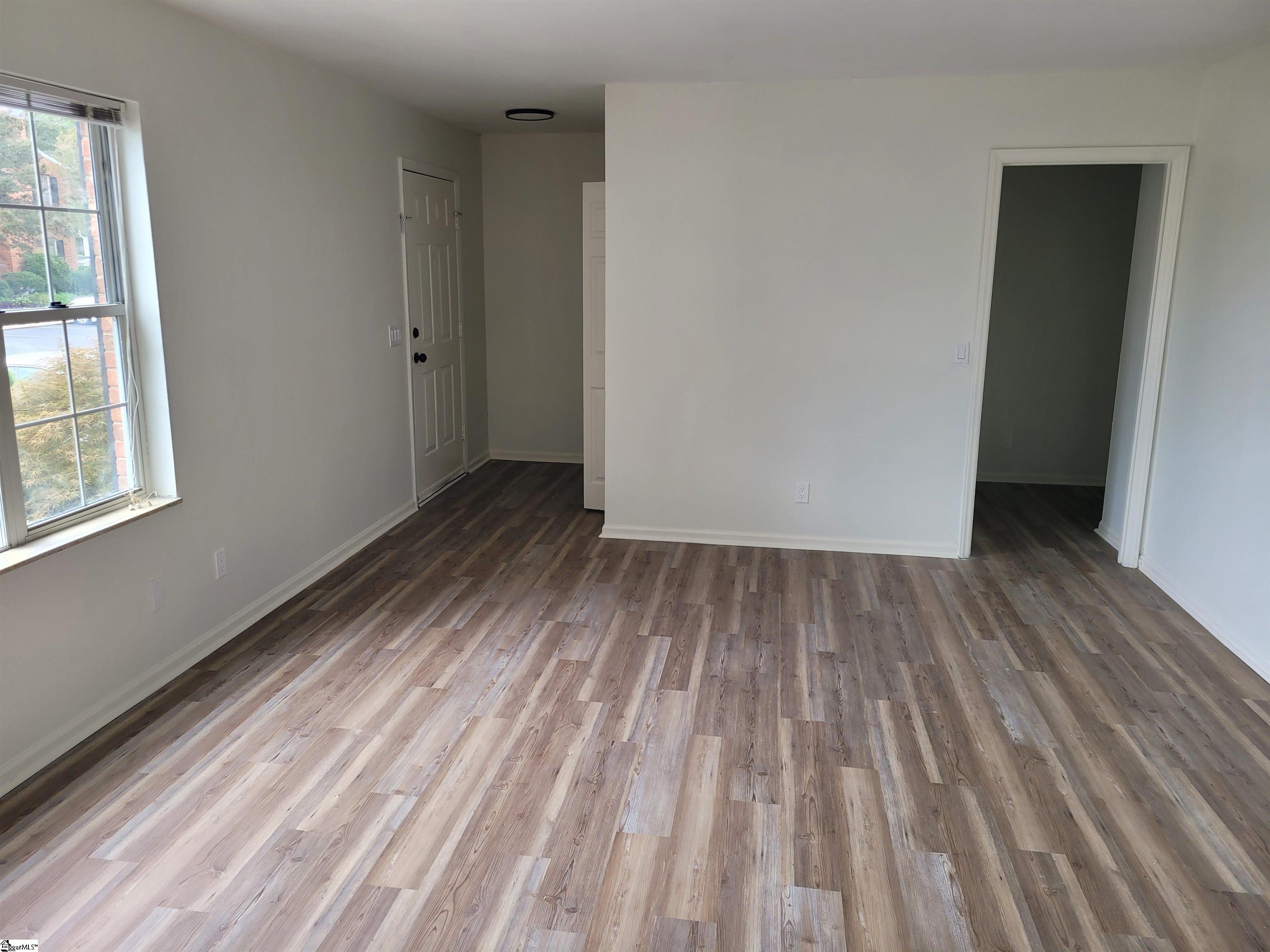 97 Jamestowne Way Property Photo 3