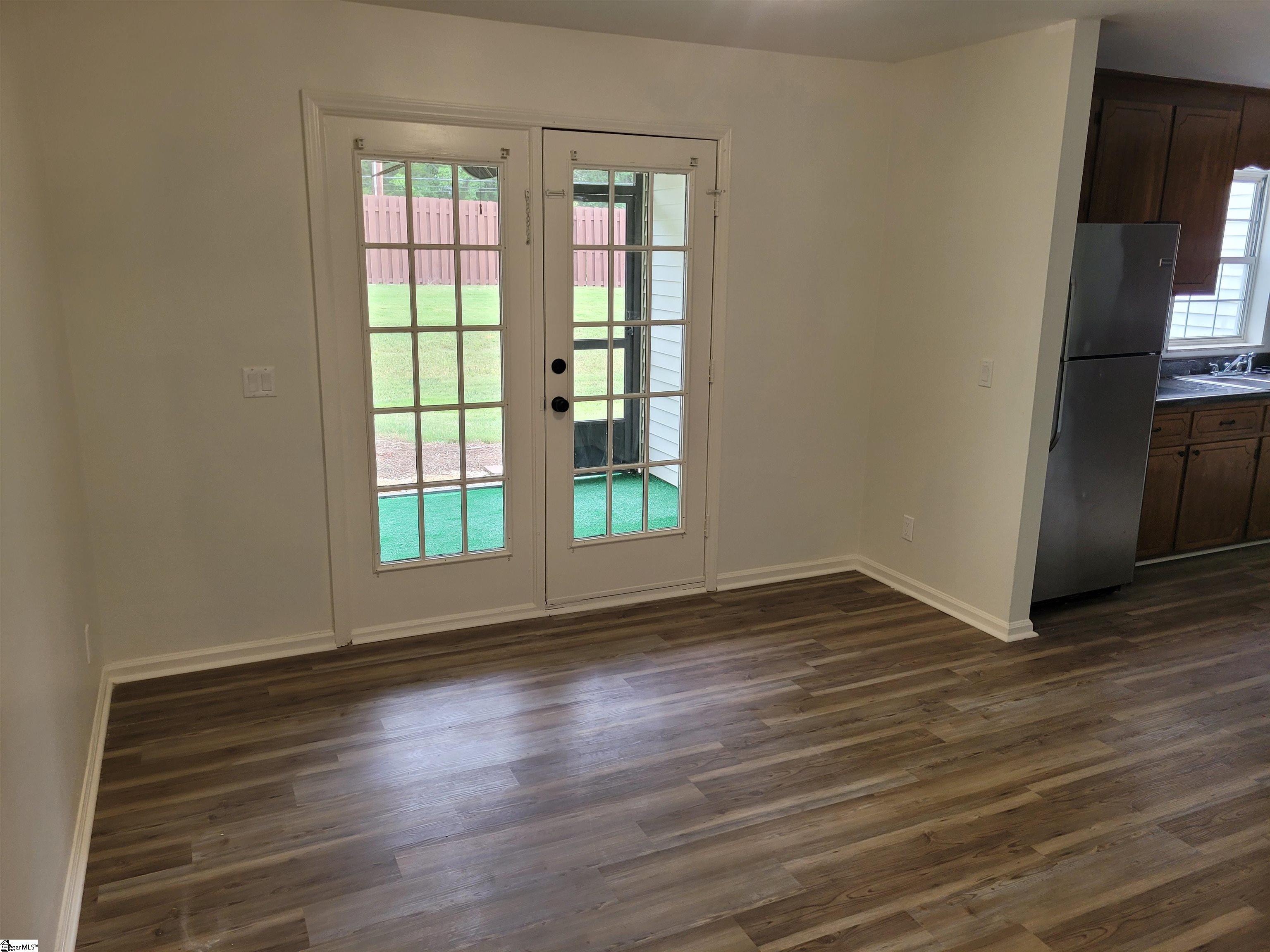 97 Jamestowne Way Property Photo 6