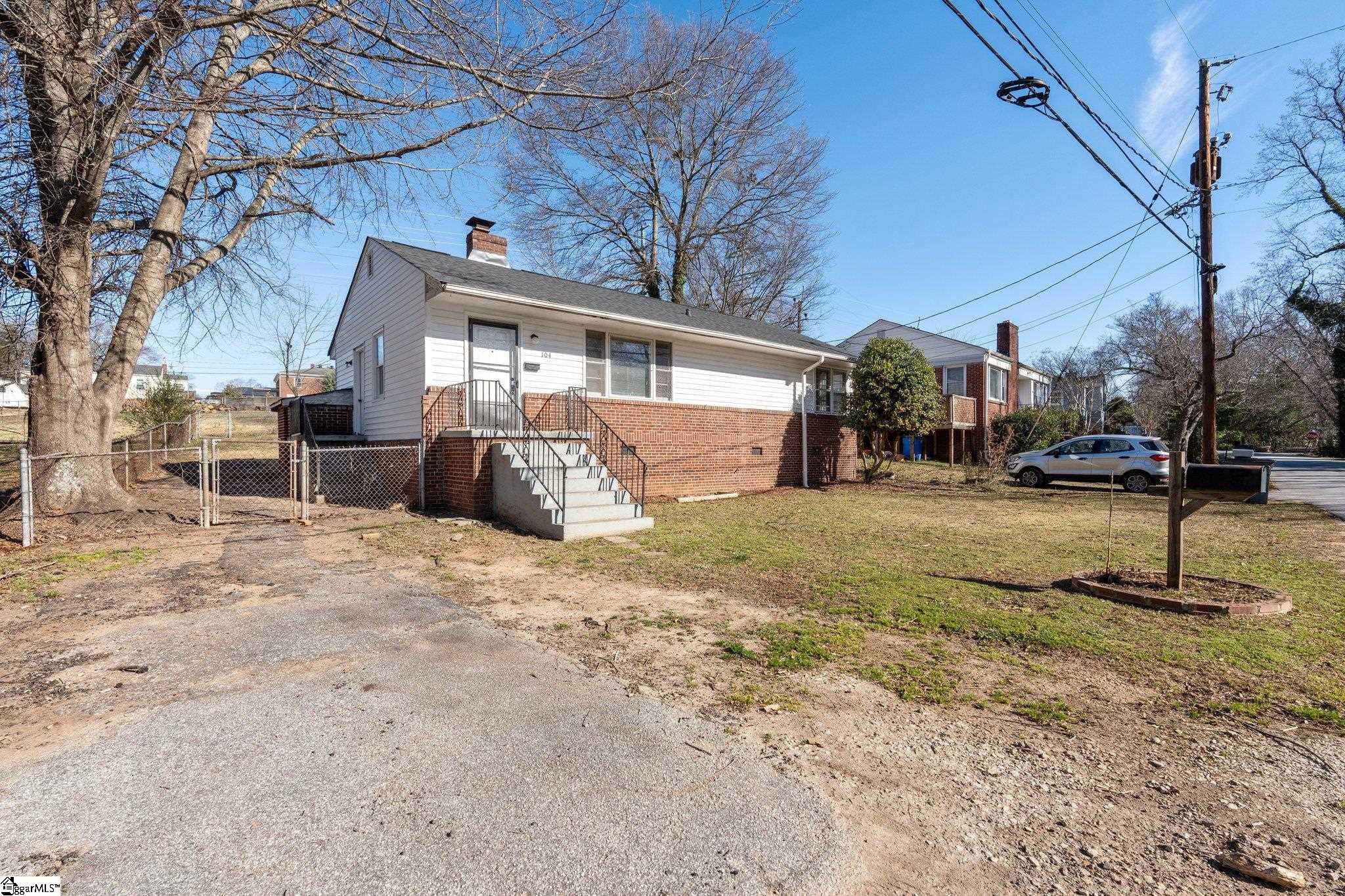 104 Langston Drive Property Photo 3