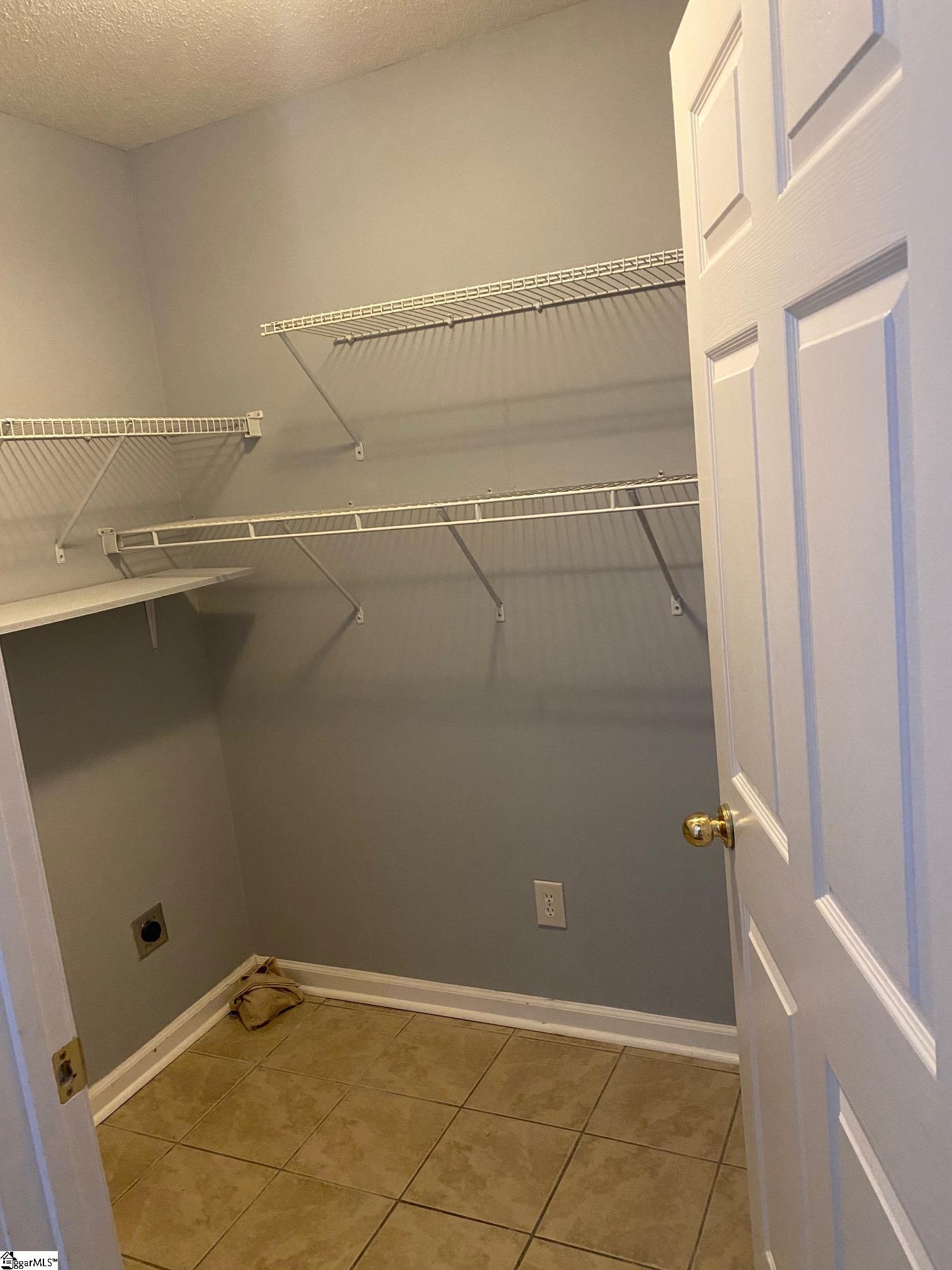 101 Shady Grove Estates Property Photo 4