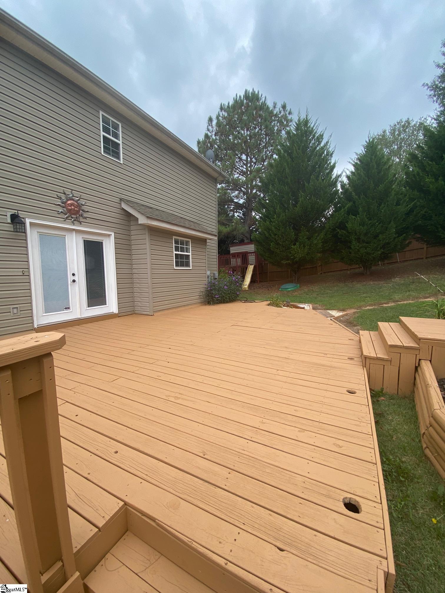 101 Shady Grove Estates Property Photo 21