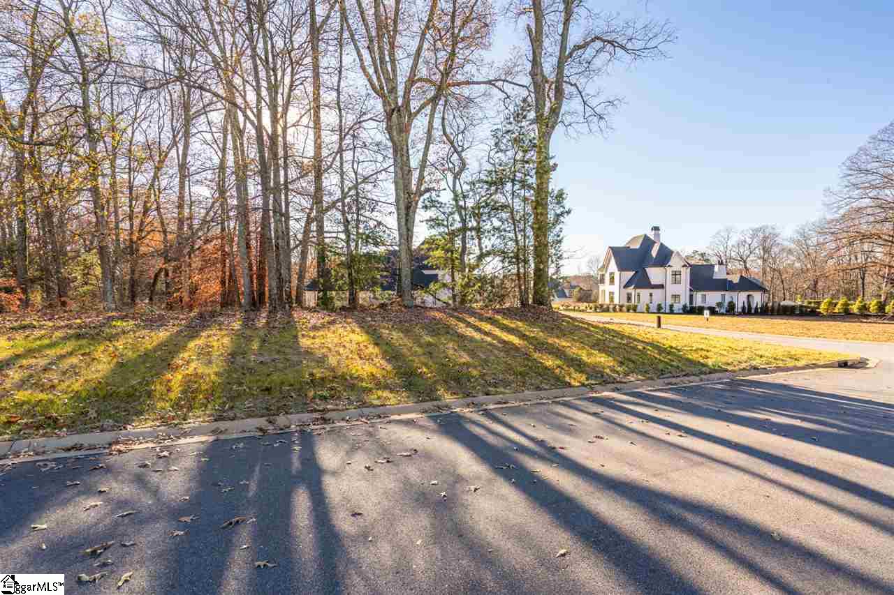 602 Rouen Court Property Photo 3