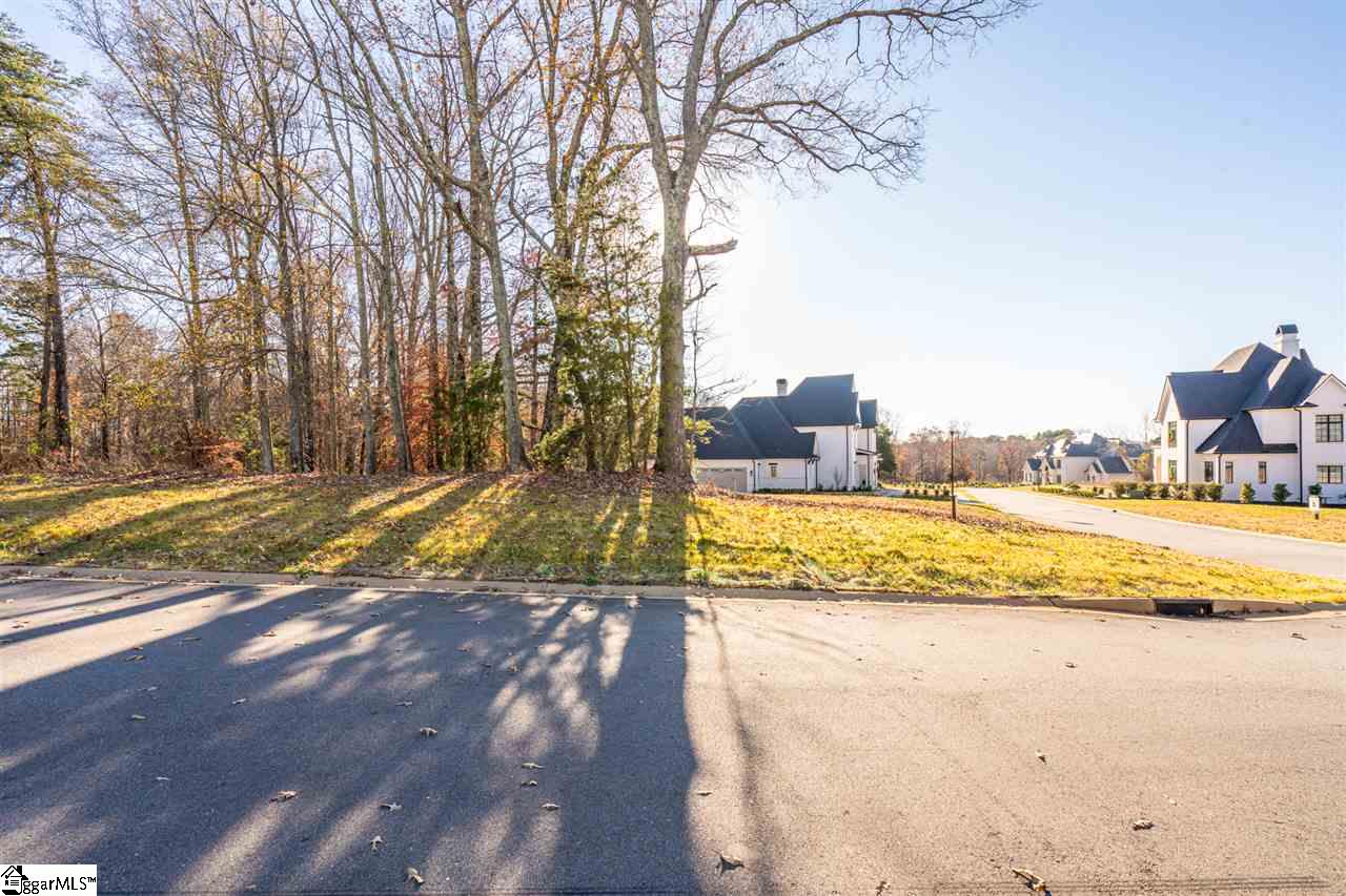 602 Rouen Court Property Photo 4