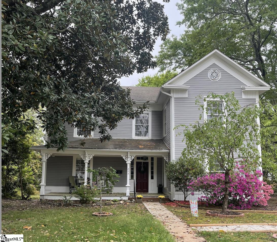 Clover Real Estate Listings Main Image