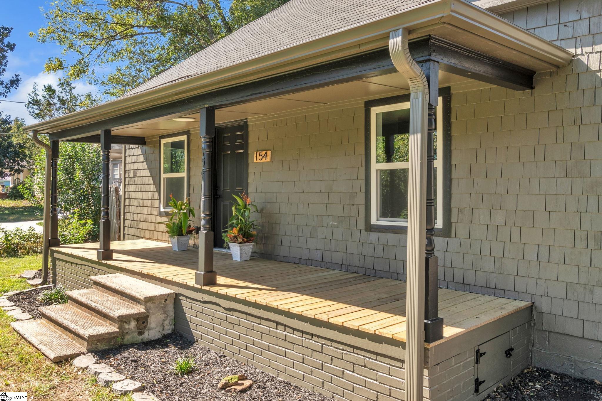 154 Archer Road Property Photo 1