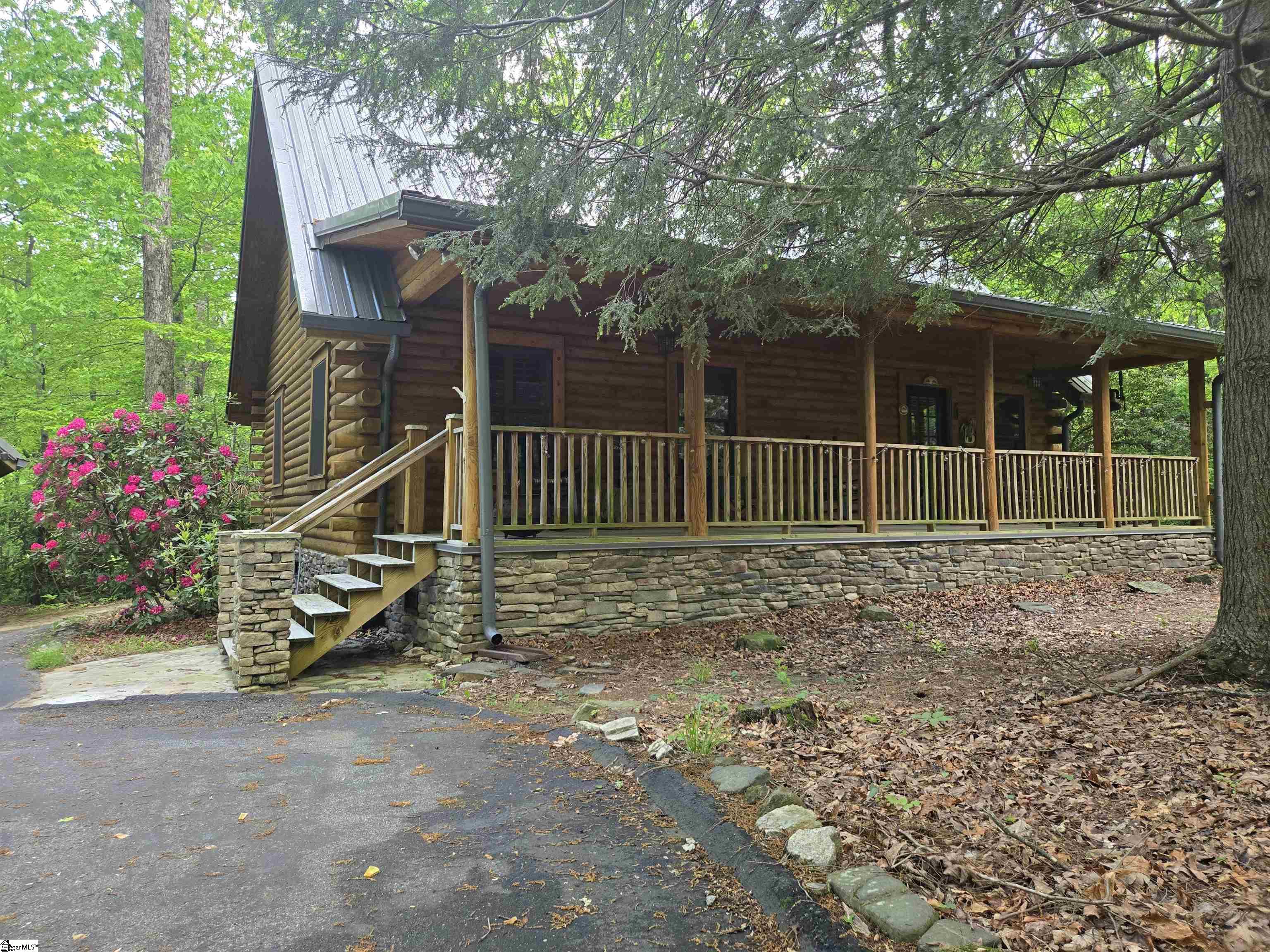 316 Hemlock Trail Property Photo