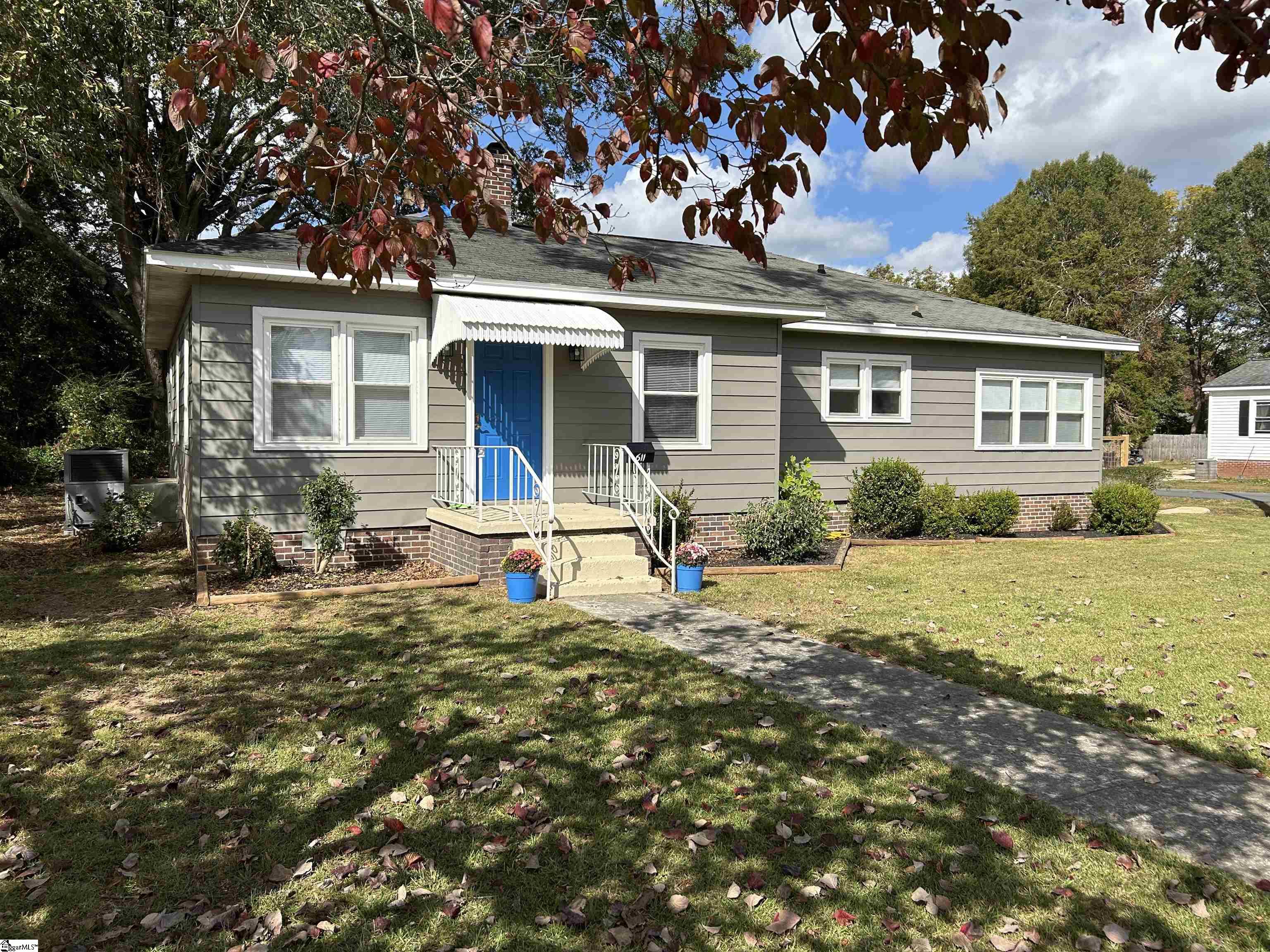 611 Shands Street Property Photo 2