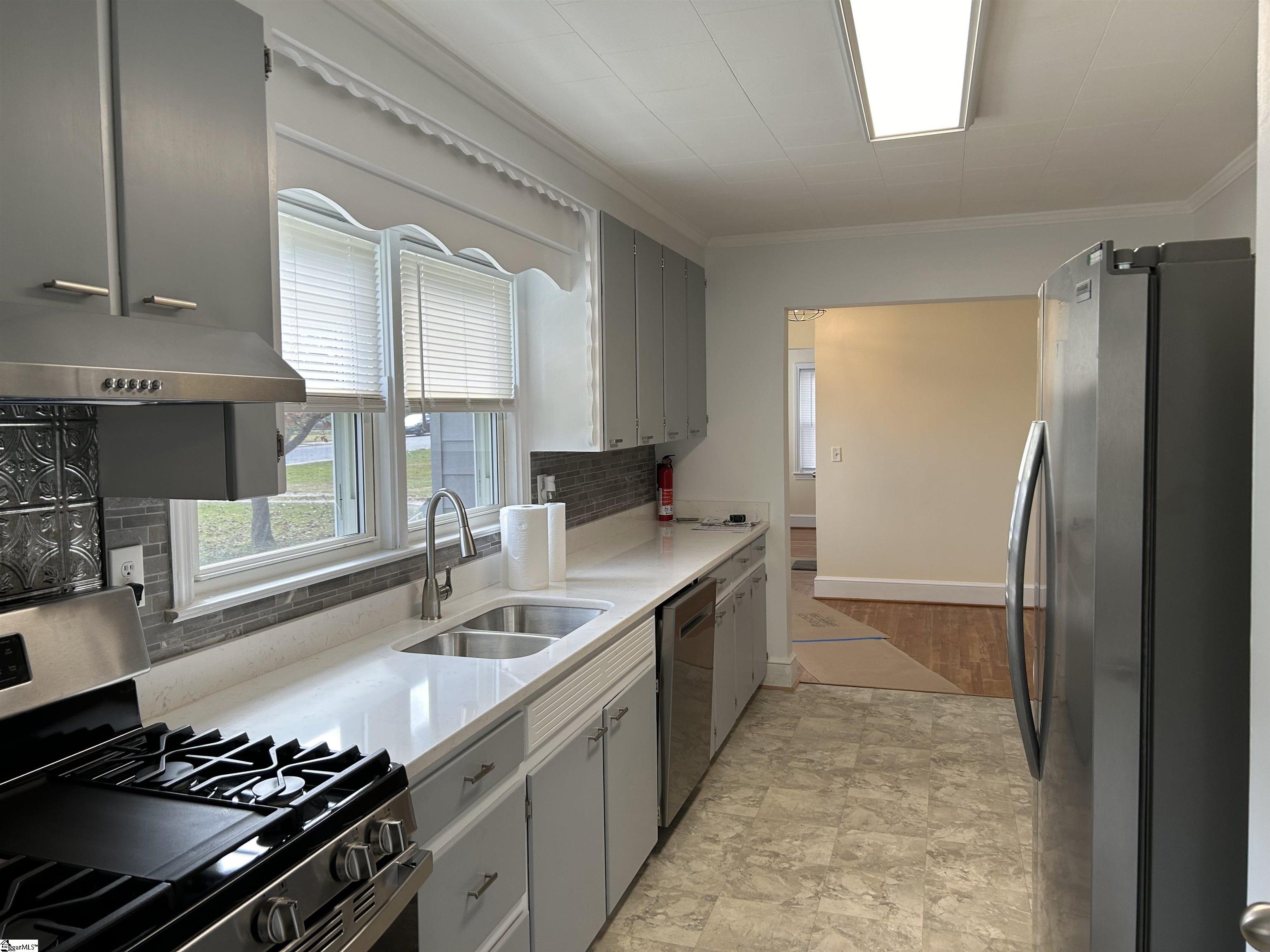 611 Shands Street Property Photo 11