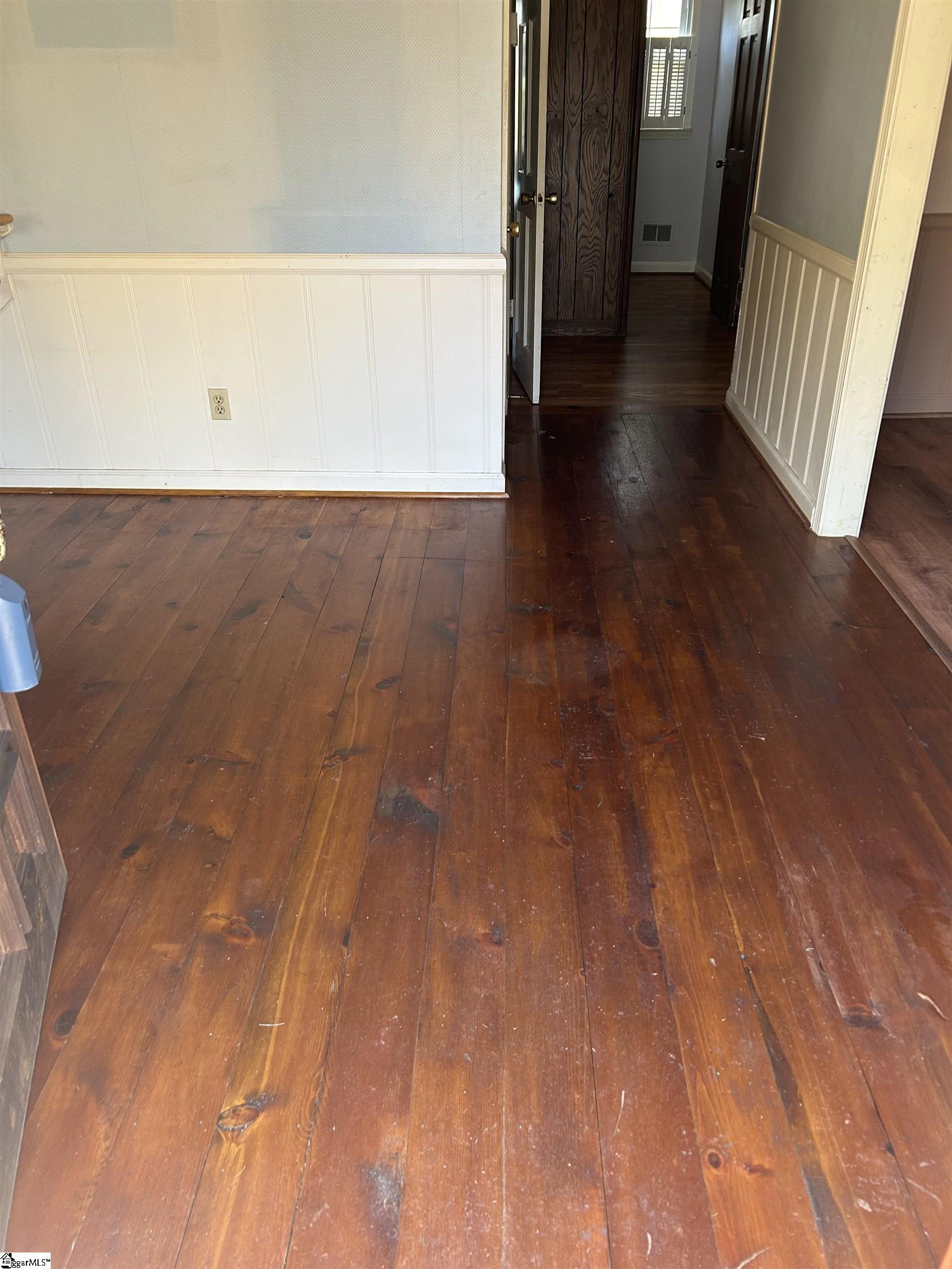 1240 Taylors Road Property Photo 4