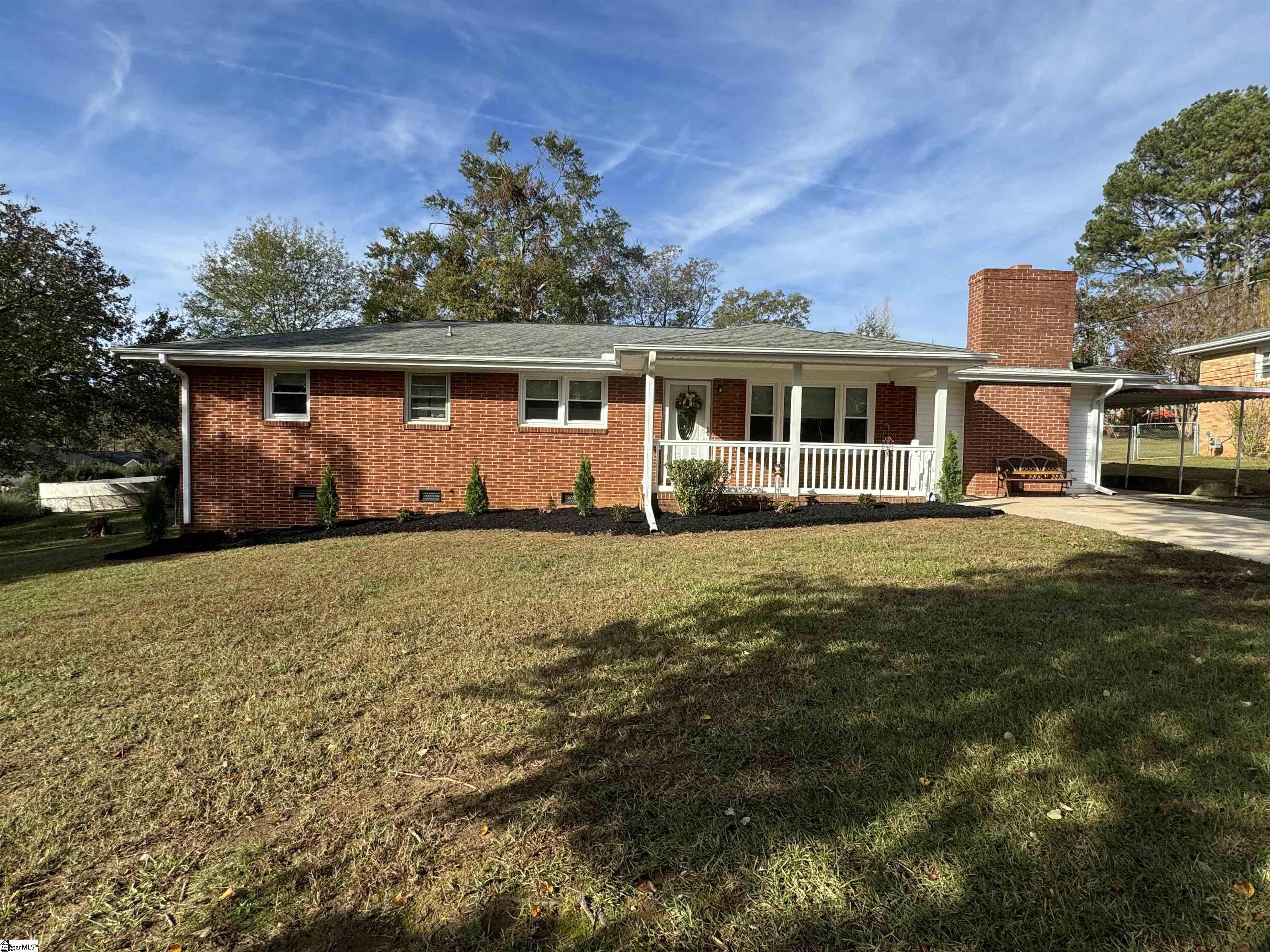 10 Woodridge Drive Property Photo 1