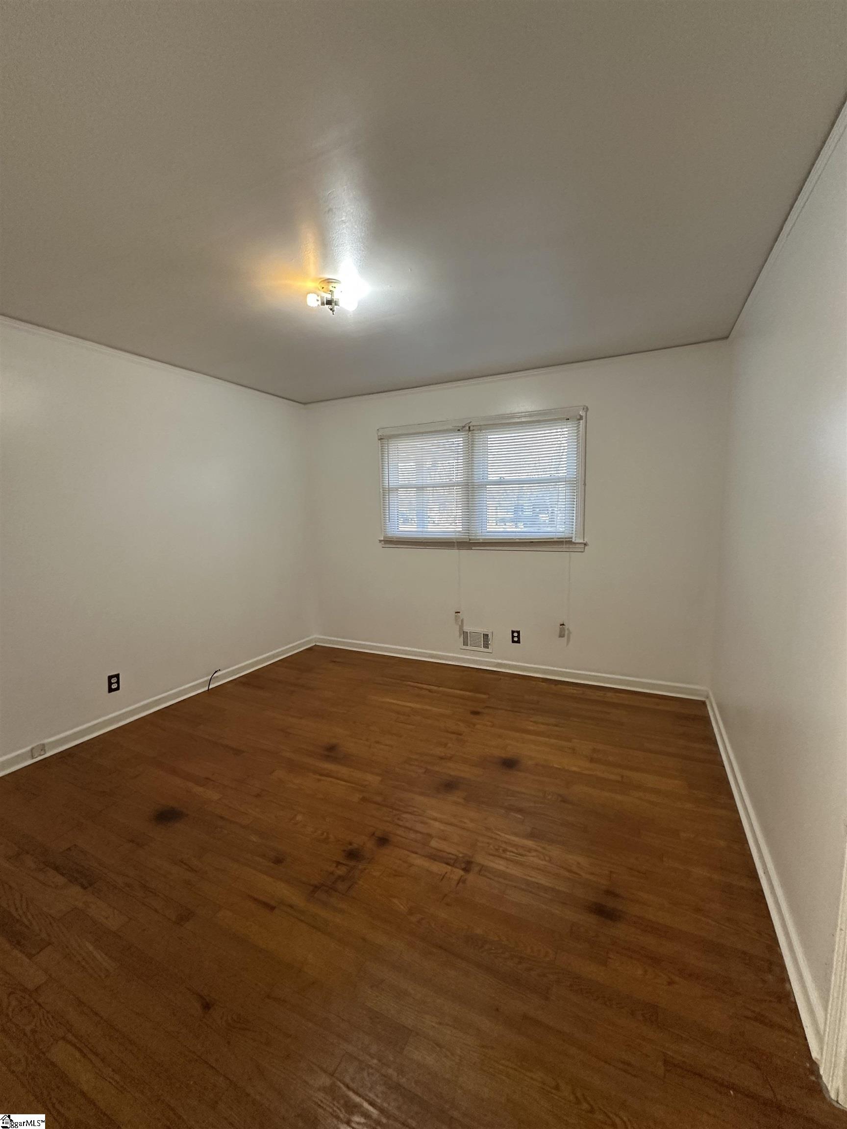 10 Woodridge Drive Property Photo 14