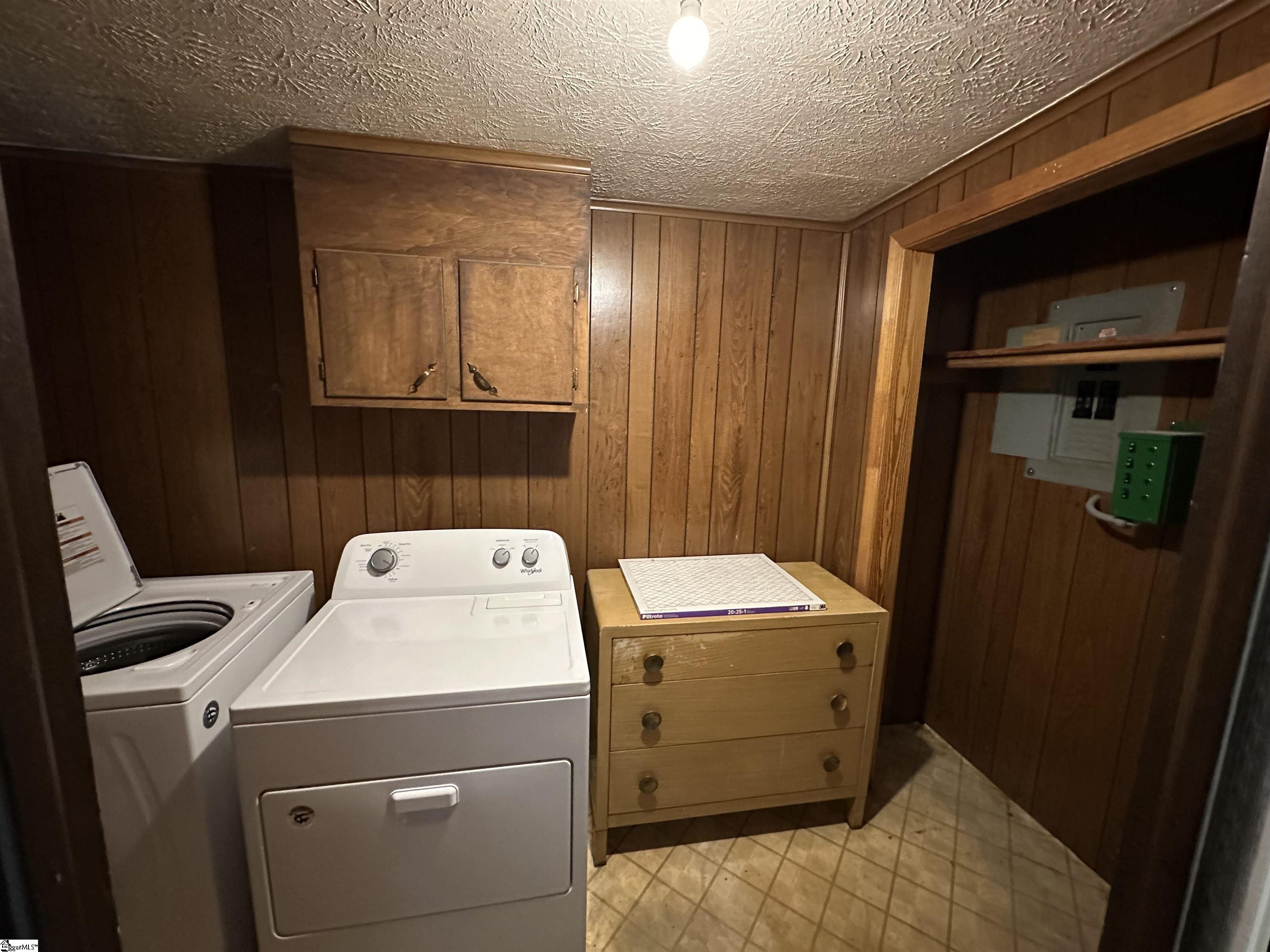10 Woodridge Drive Property Photo 22