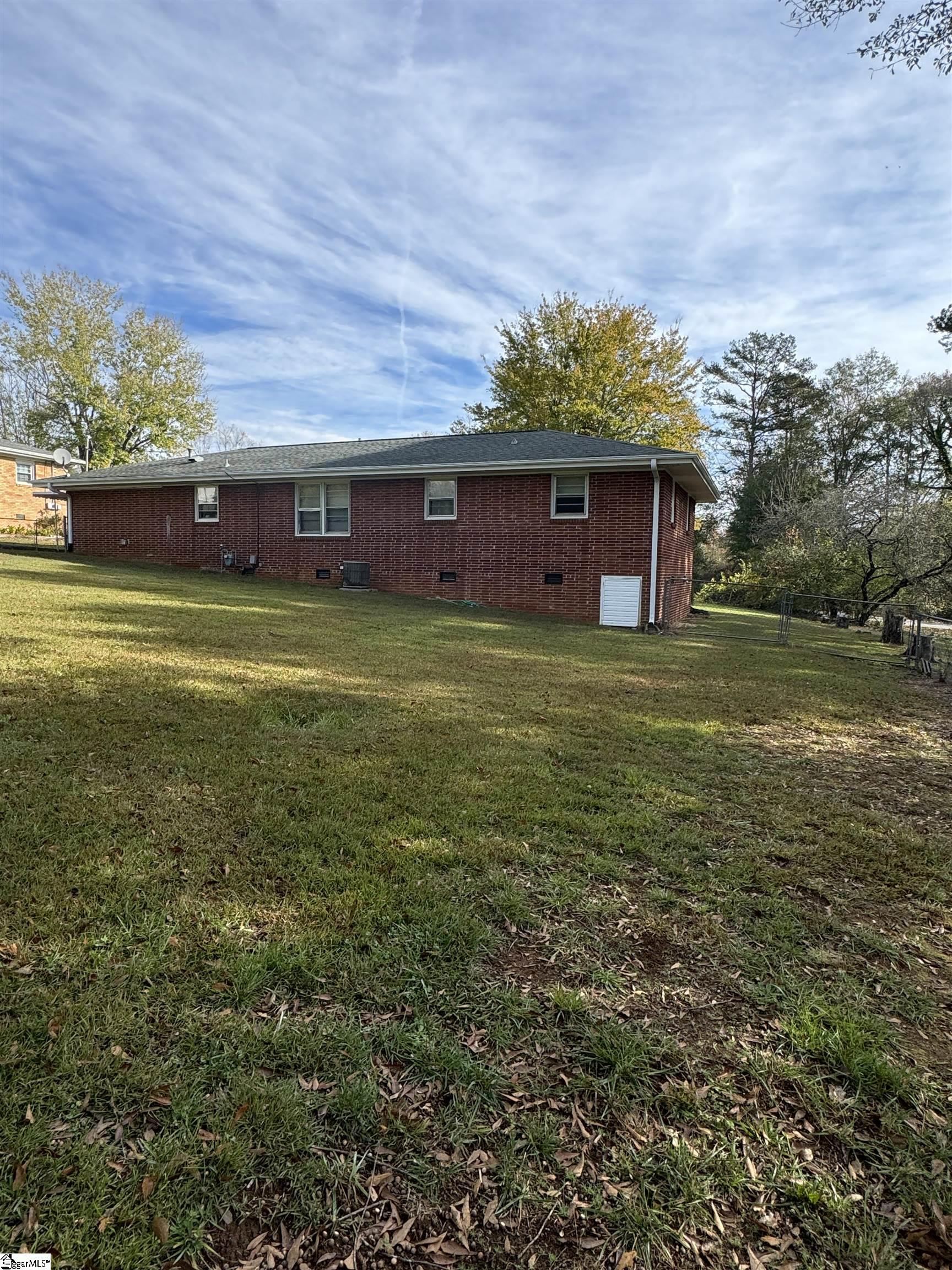 10 Woodridge Drive Property Photo 25